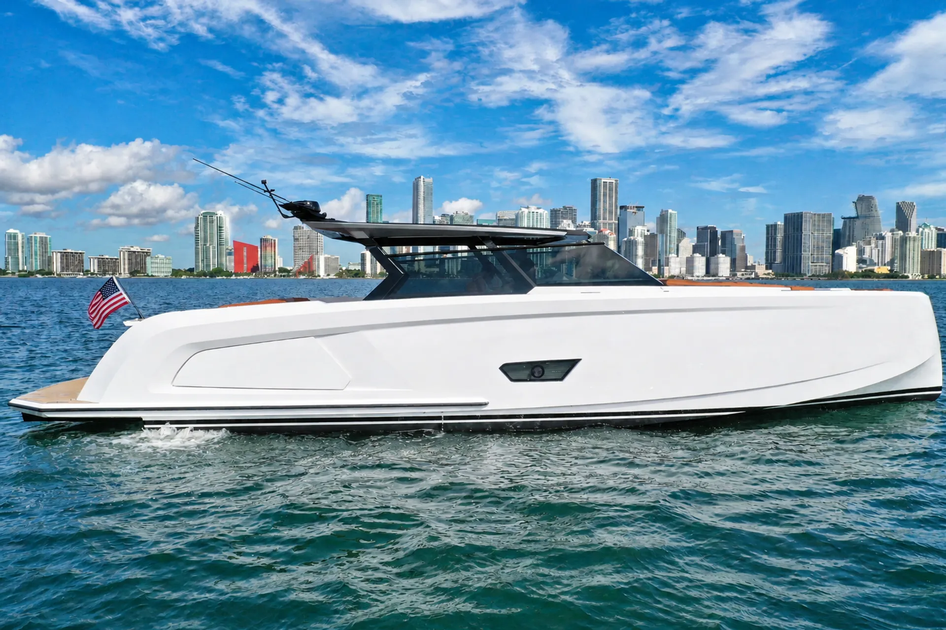 Vanquish 58 T-Top in Miami Beach, FL — photo 3