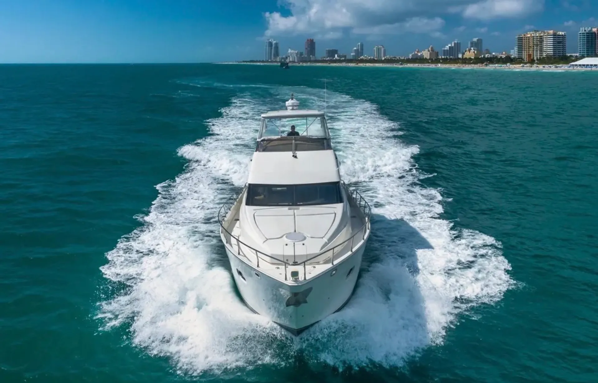 63ft Luxury Yacht | Jet Ski | Floating Mat | 🔥 SPECIALS ✨️