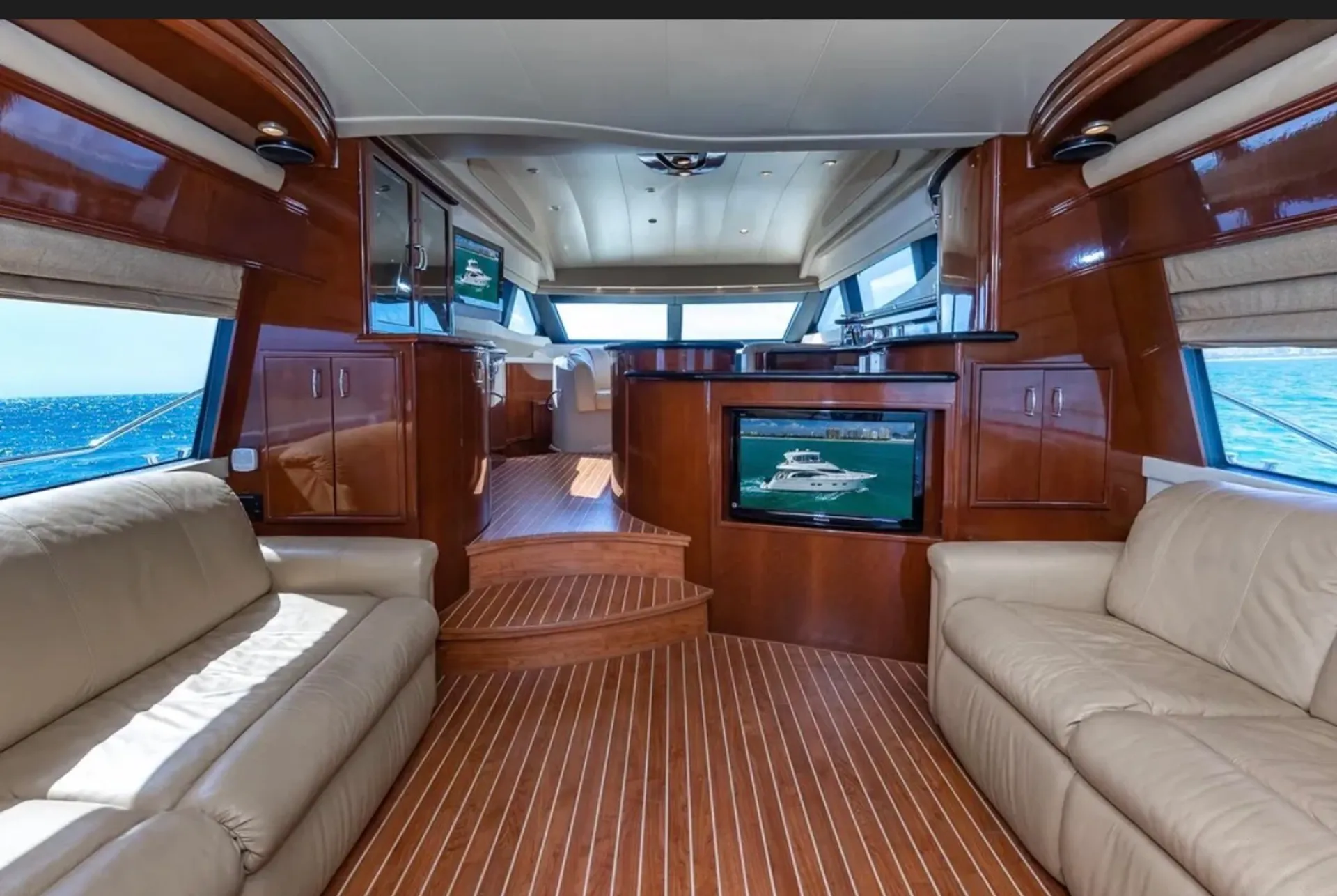 63ft Luxury Yacht | Jet Ski | Floating Mat | 🔥 SPECIALS ✨️