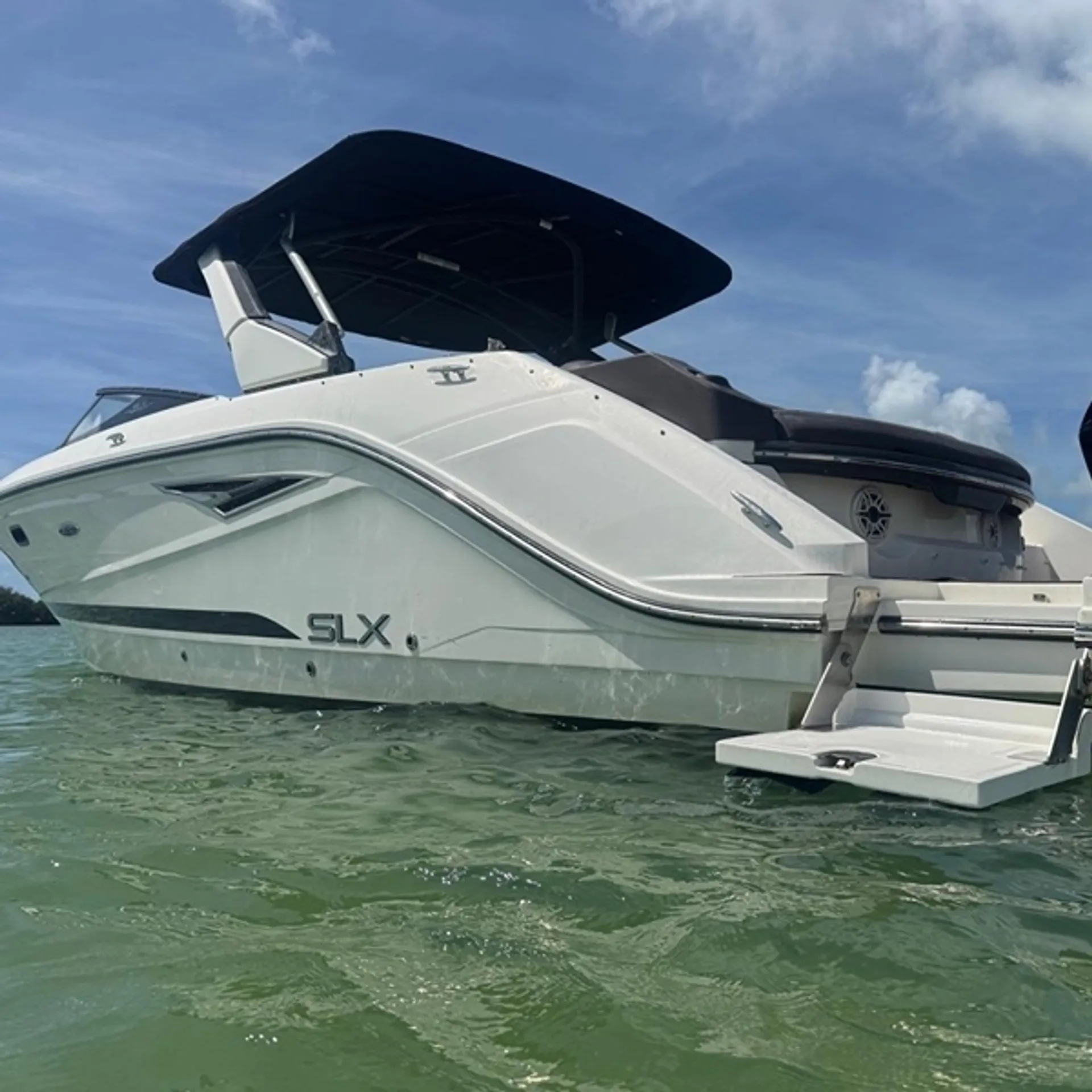 SEA RAY BOATS SLX 310 in Miami, FL