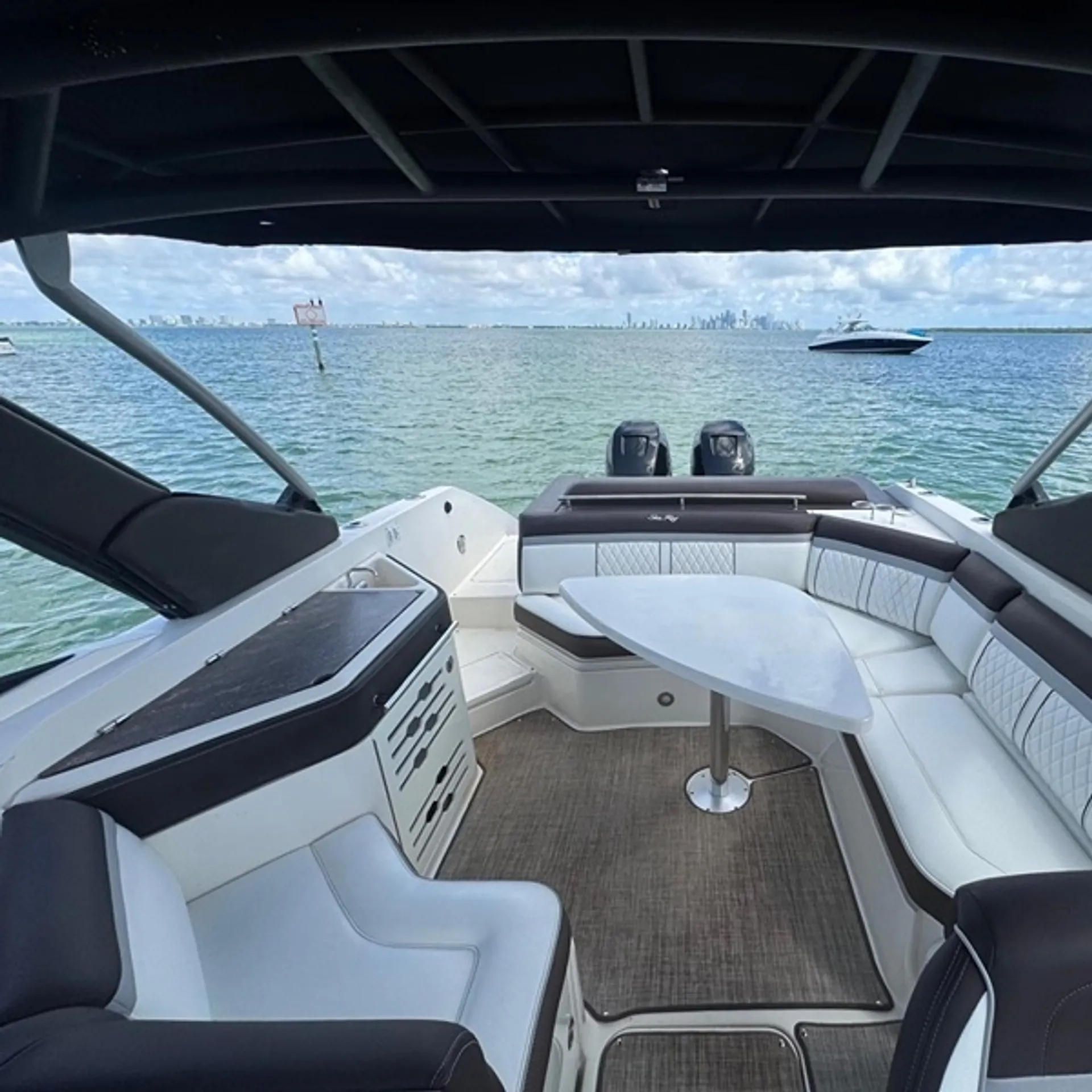 SEA RAY BOATS SLX 310 in Miami, FL — photo 8