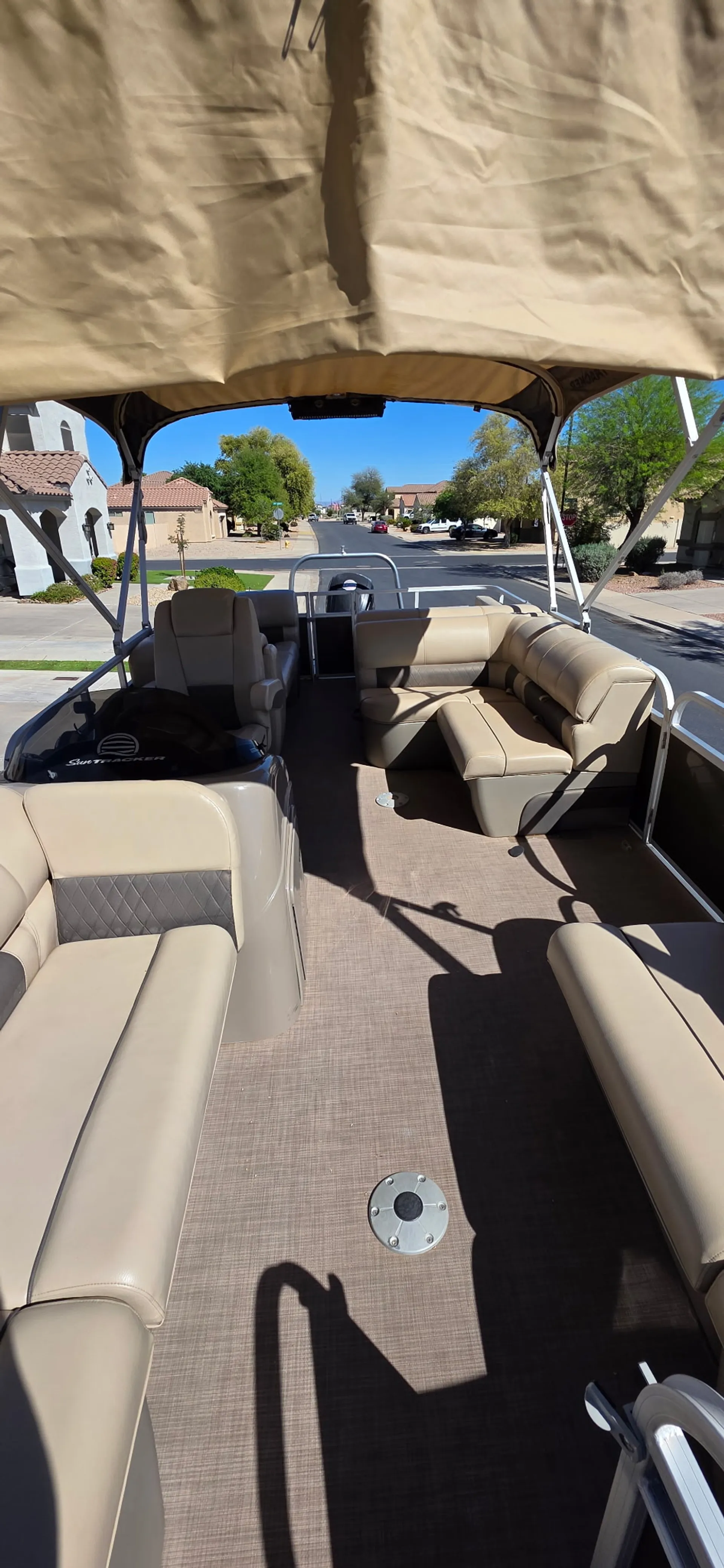 SUN TRACKER PARTY BARGE 22 DLX in Morristown, AZ — photo 6