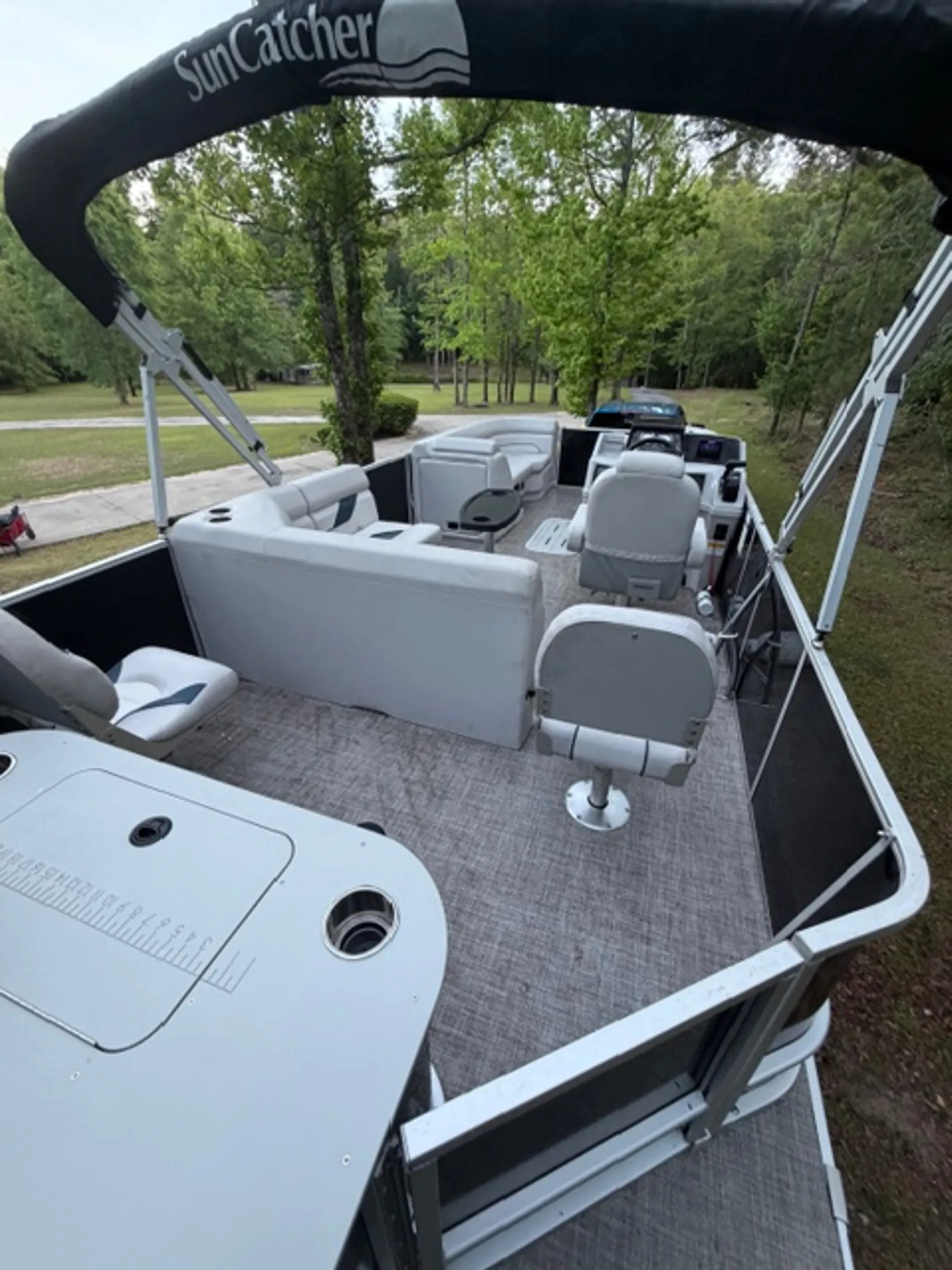 Suncatcher / 
G3 Boats Select 322RF in Macon, GA — photo 8