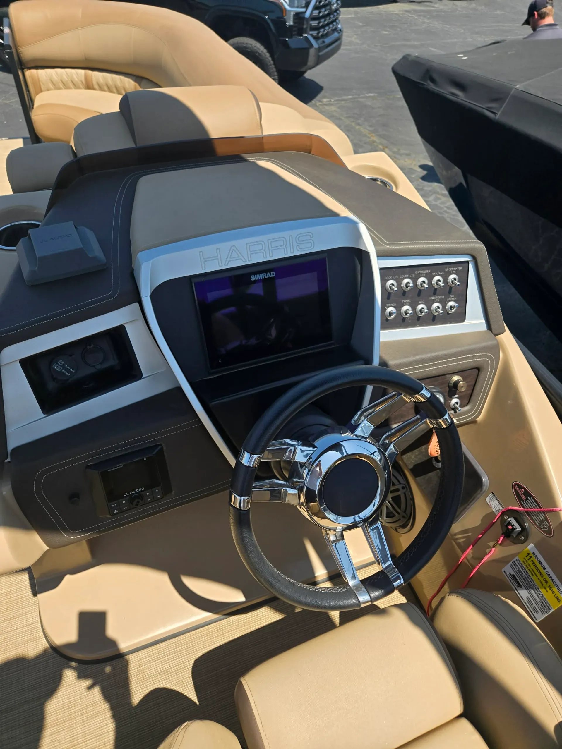 HARRIS BOATS 230 GRAND MARINER SERIES in Huntersville, NC — photo 4