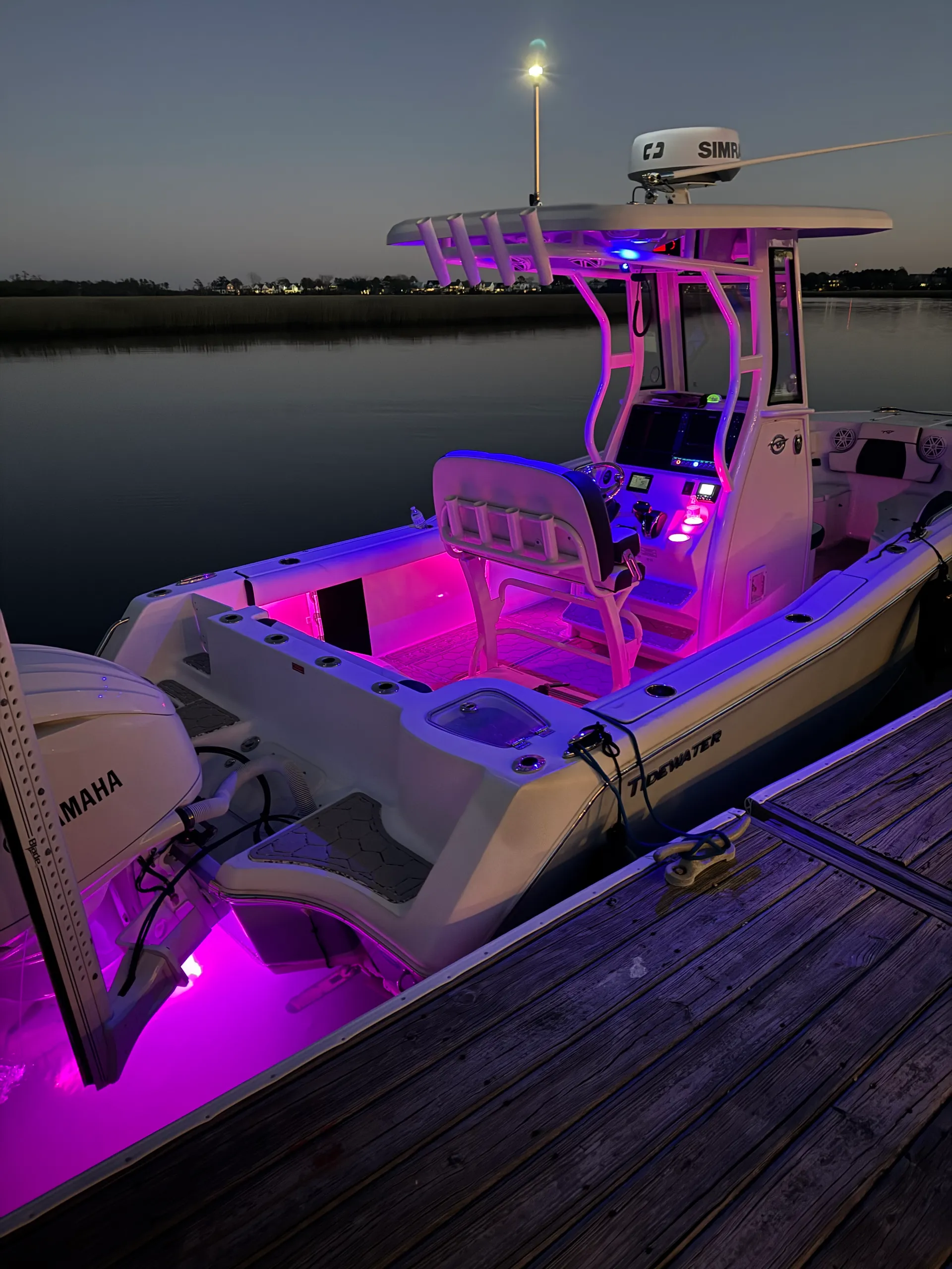 TIDEWATER BOATS 232 CC ADVENTURE in North Charleston, SC