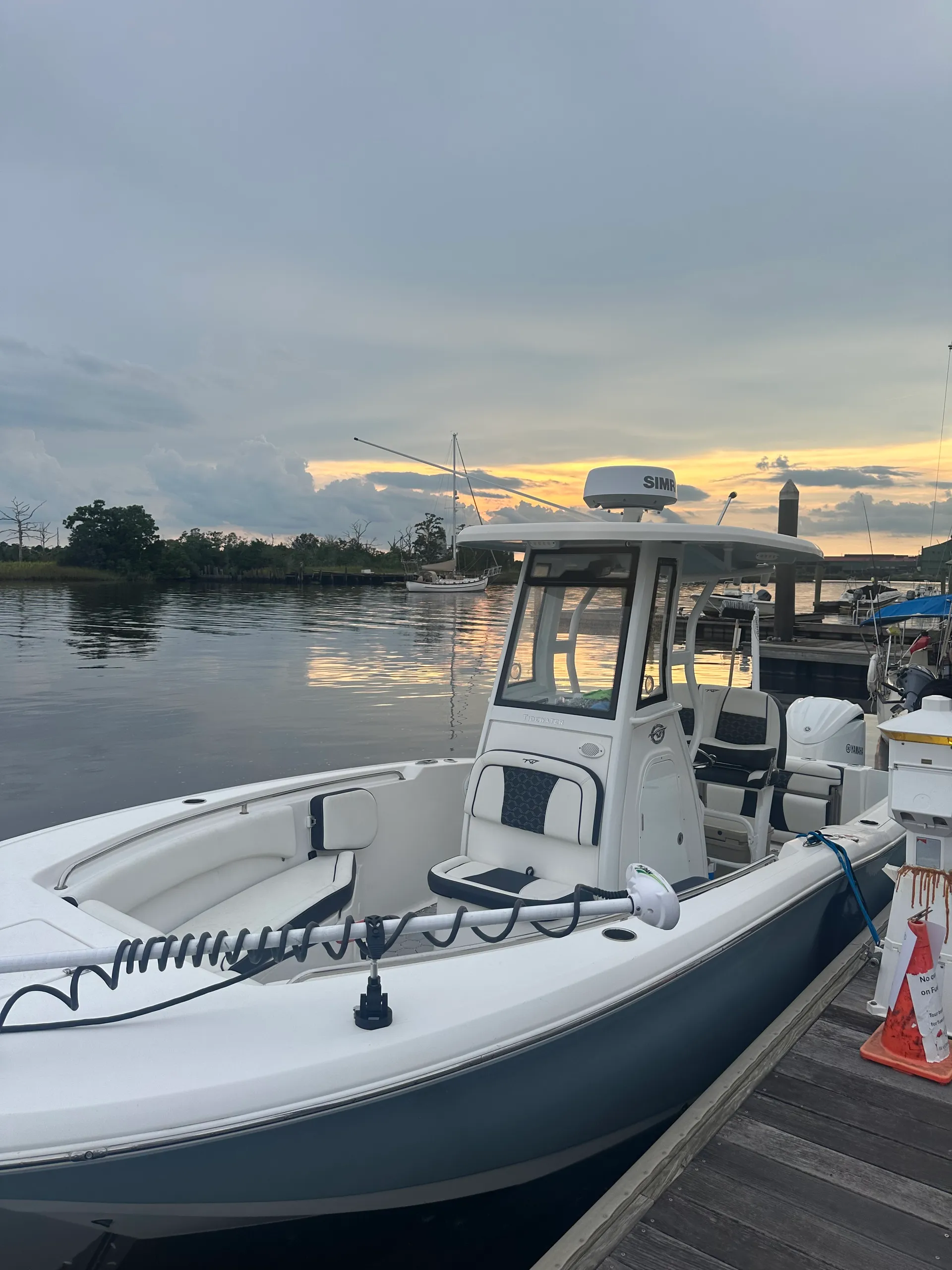 TIDEWATER BOATS 232 CC ADVENTURE in North Charleston, SC — photo 3