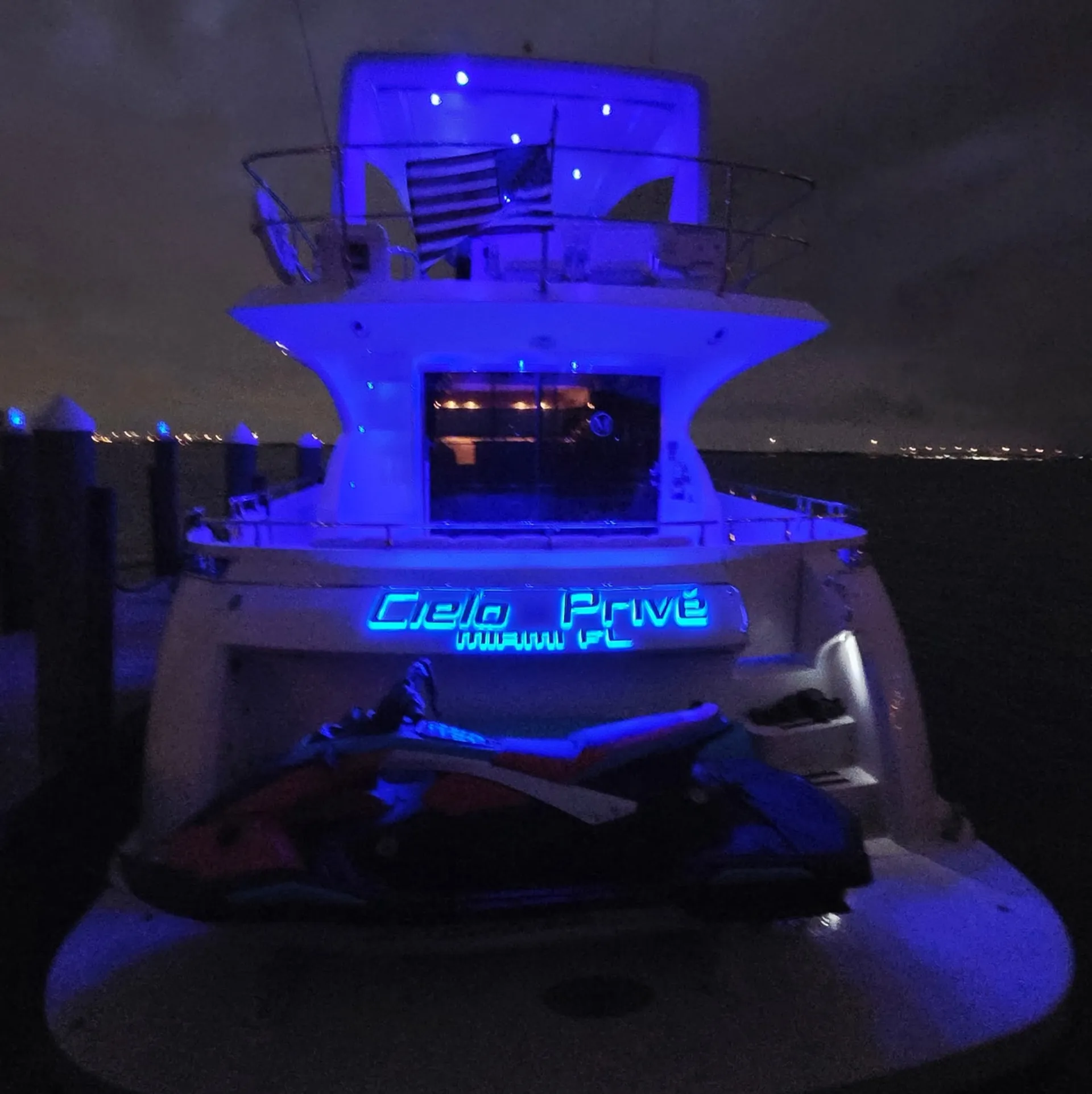 63ft Luxury Yacht | Jet Ski | Floating Mat | 🔥 SPECIALS ✨️