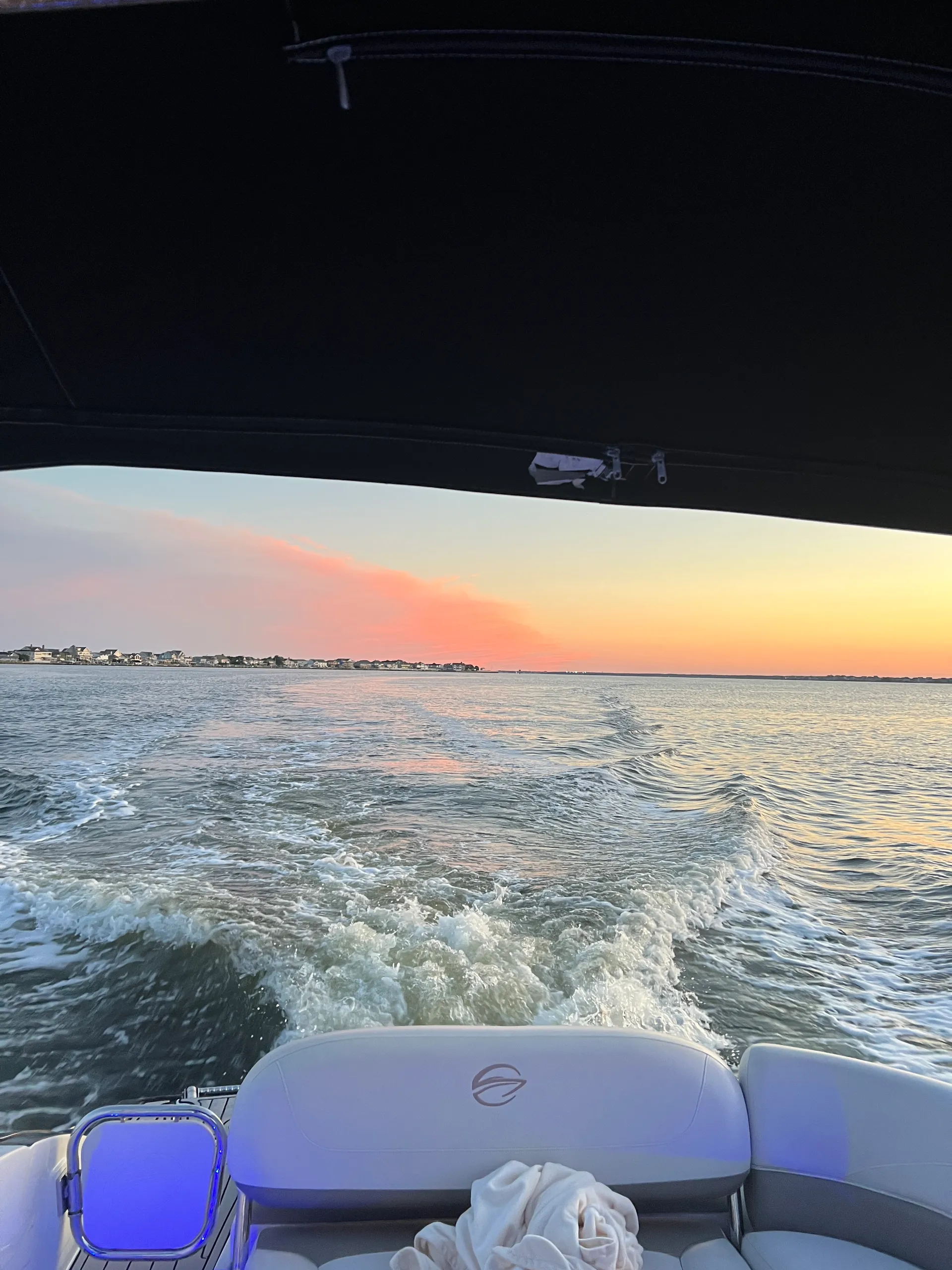 CROWNLINE BOATS 285 SS in Brick Township, NJ — photo 4