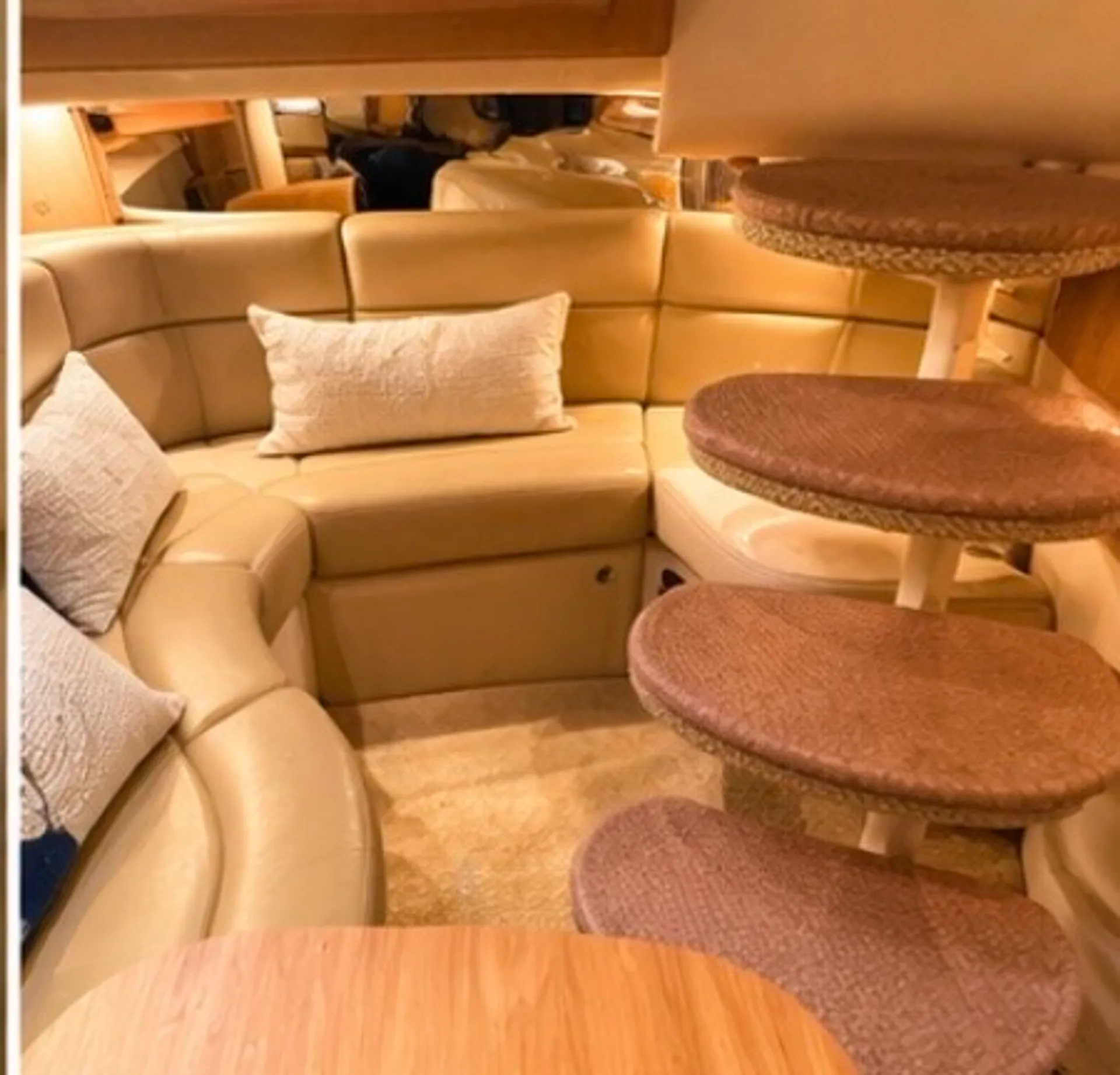Sea Ray Boats 320 sundancer 35.5 Ft in Washington, DC — photo 4