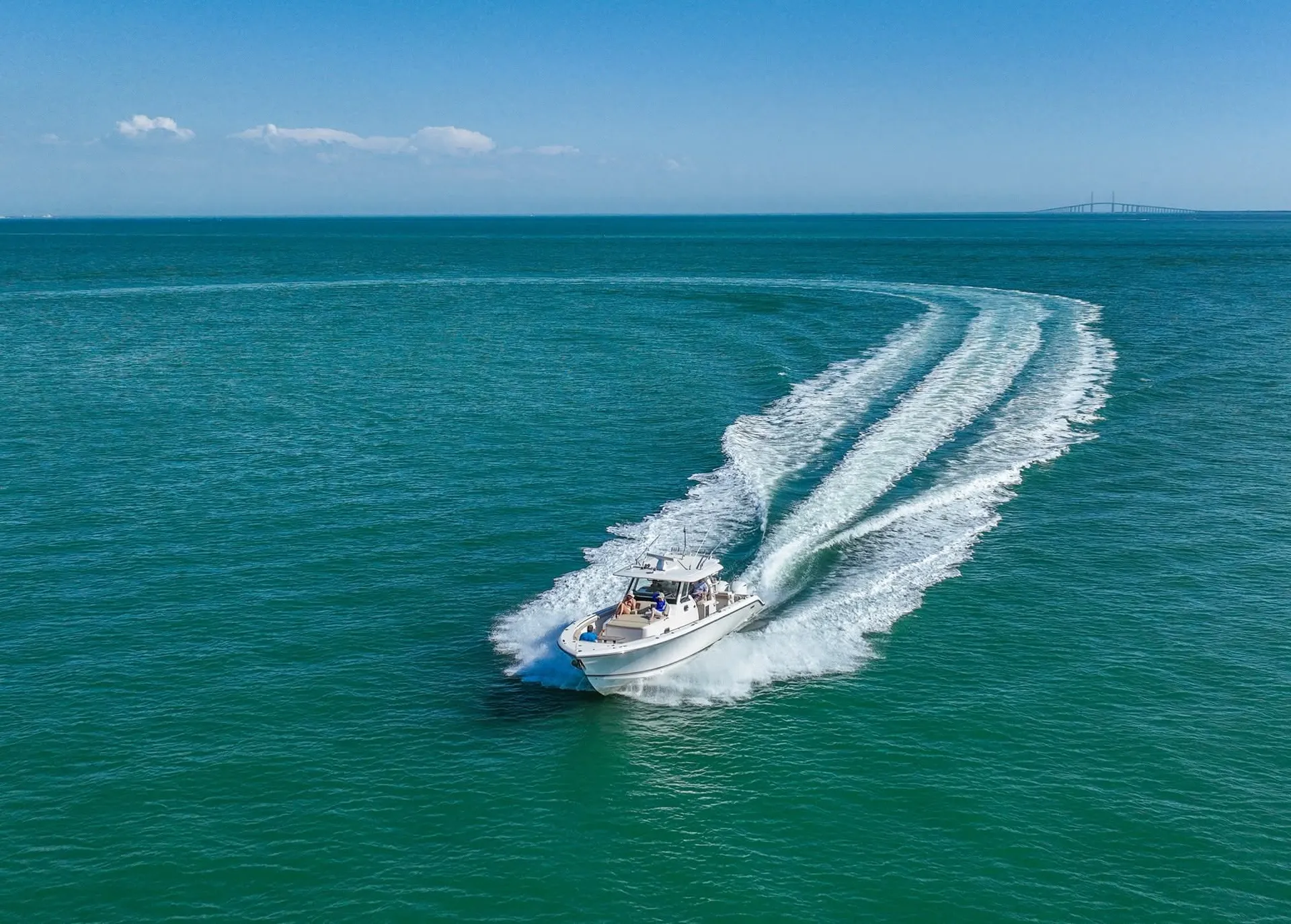 43ft Luxury Sport Yacht (Tiara Pursuit)