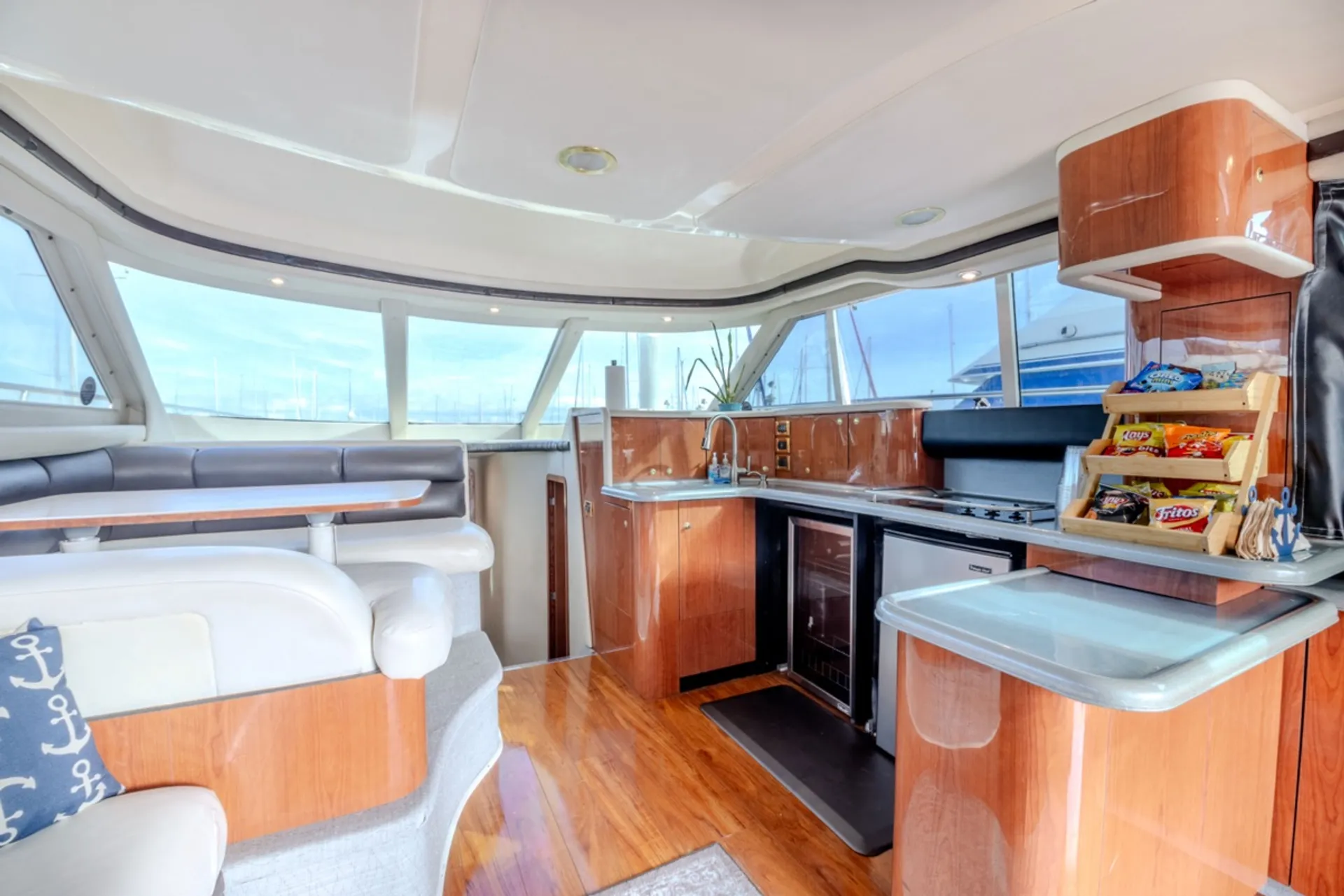 53' Beautiful Sea Ray Luxury Yacht in San Diego, CA!