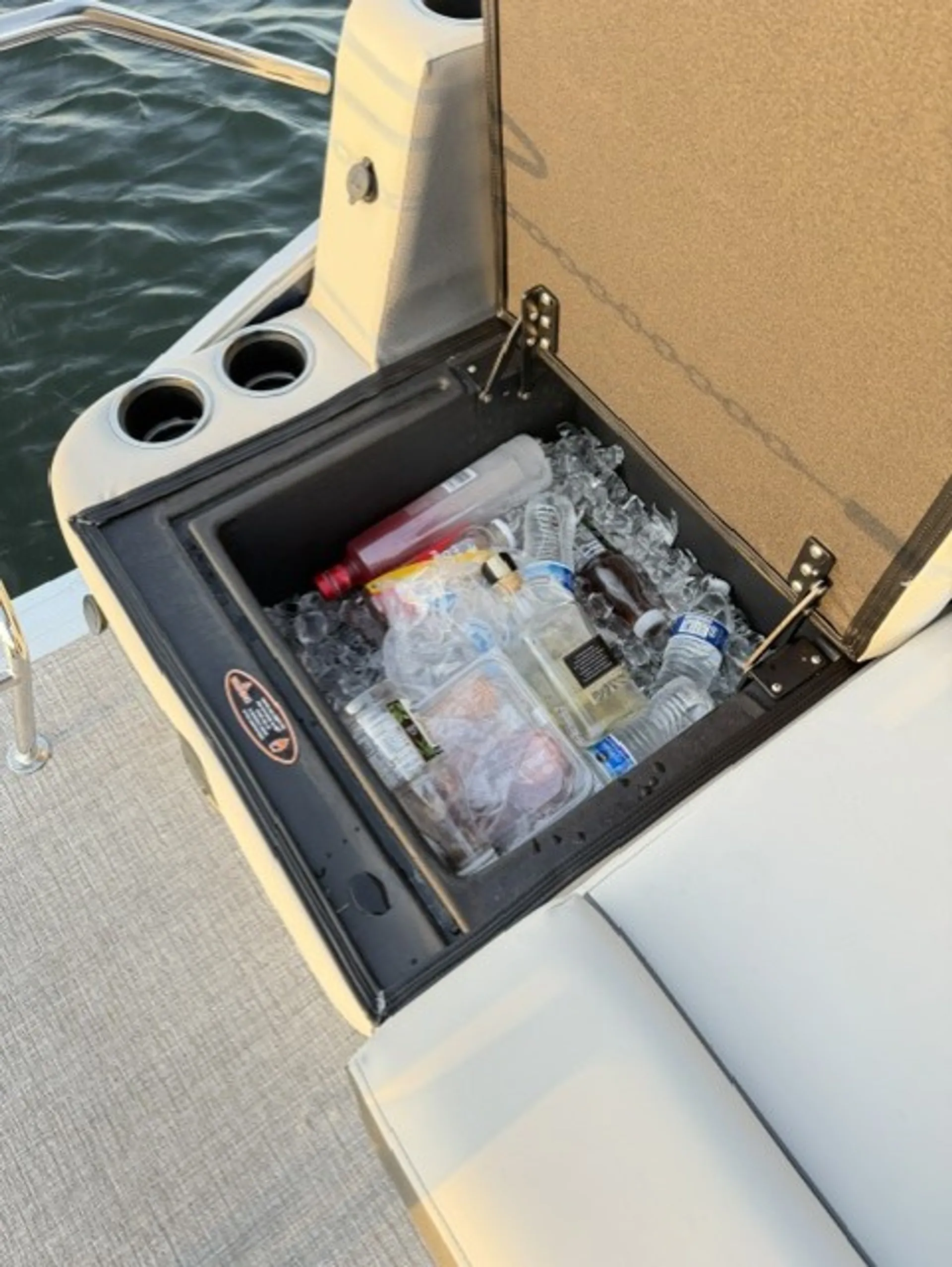 HARRIS BOATS 230 CRUISER SL in Renton, WA — photo 5
