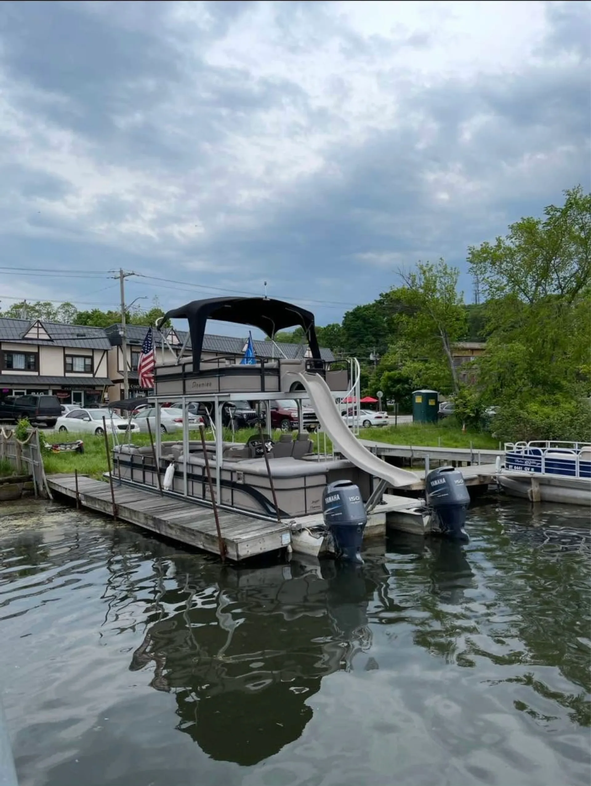 PREMIER MARINE 310 BOUNDARY WATERS SKY DEK PTX in Austin, TX — photo 5