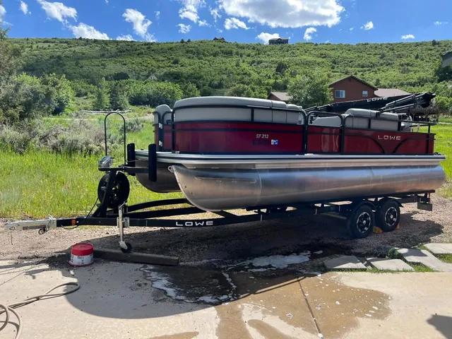 Rent a LOWE PONTOONS pontoon in Heber City, UT near me