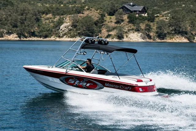 Rent a MasterCraft Boats ski and wakeboard in Bradley, CA near me
