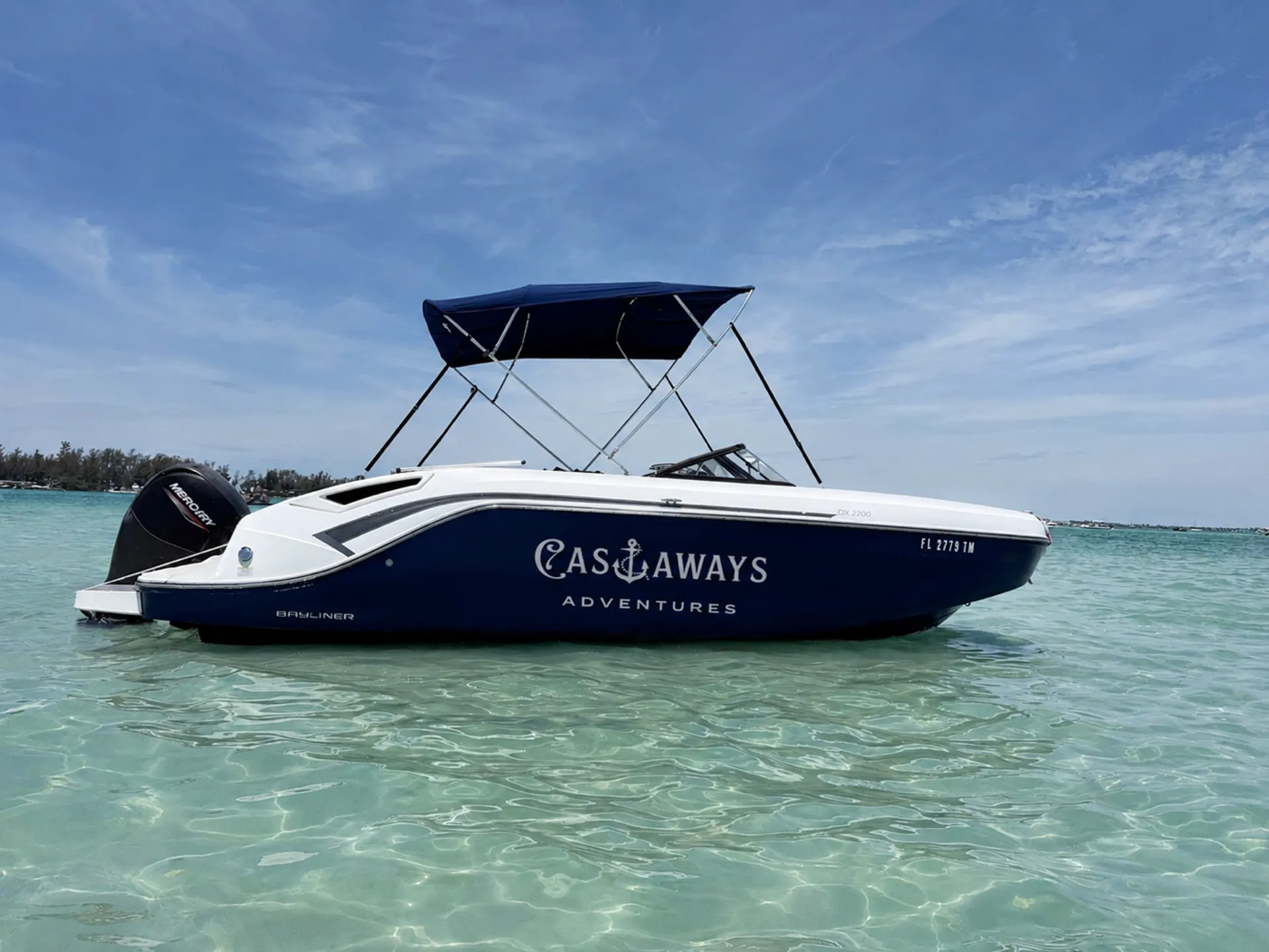 24’ Spacious Deck Boat. On Anna Maria Island