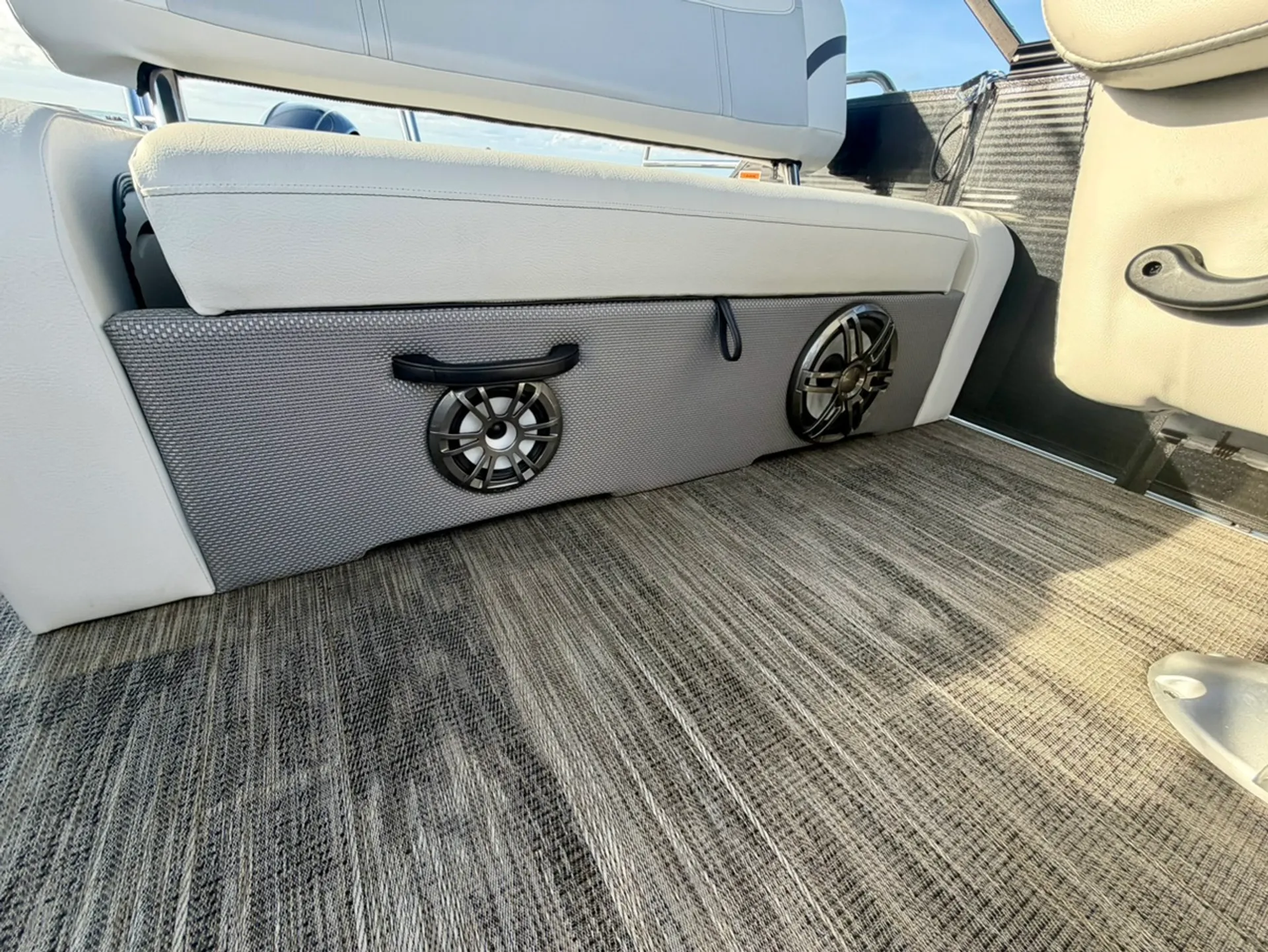 CREST PONTOONS CLASSIC DLX 240 SLC CPT DLX in Fort Walton Beach, FL — photo 10