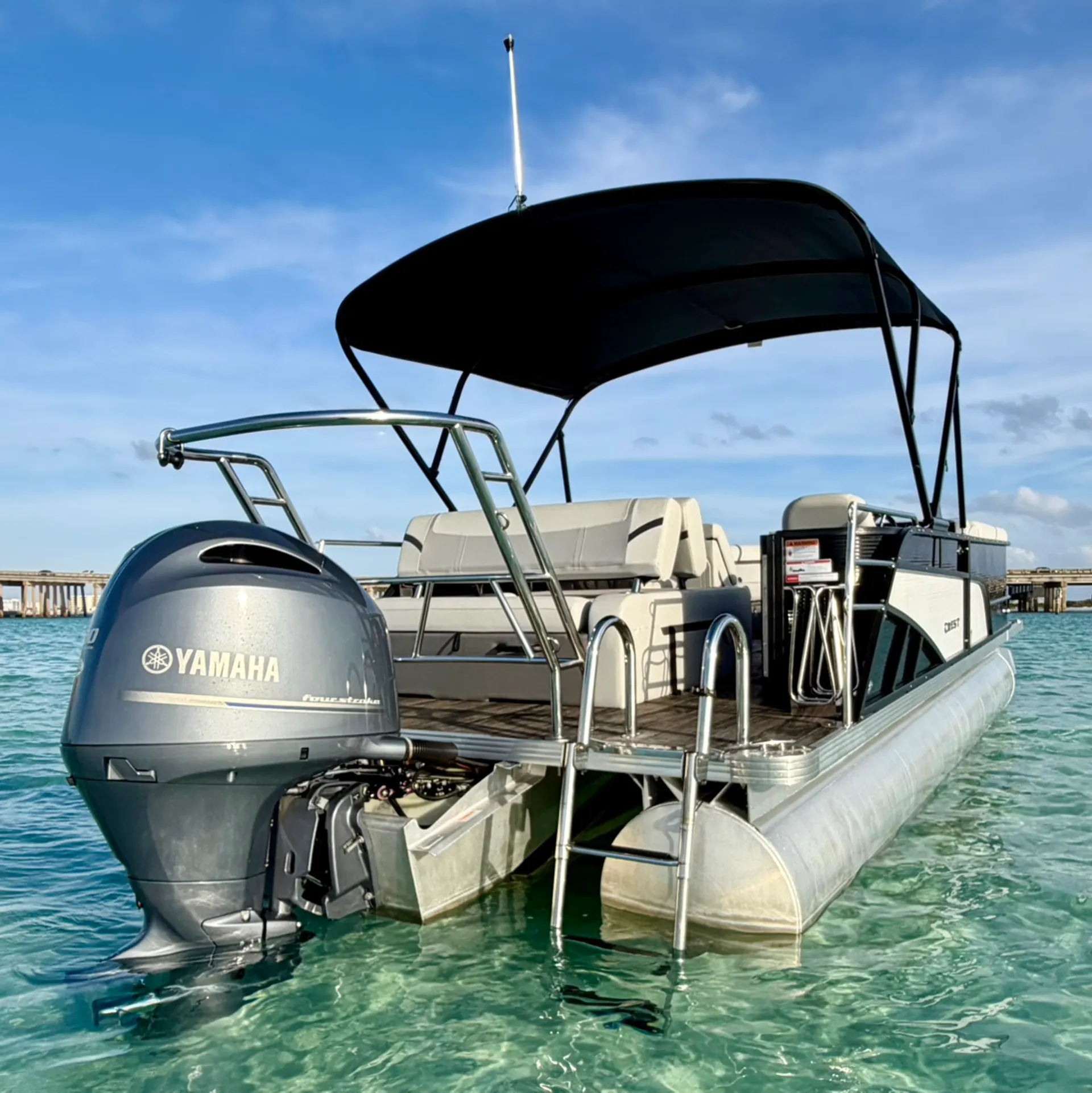 CREST PONTOONS CLASSIC DLX 240 SLC CPT DLX in Fort Walton Beach, FL — photo 2