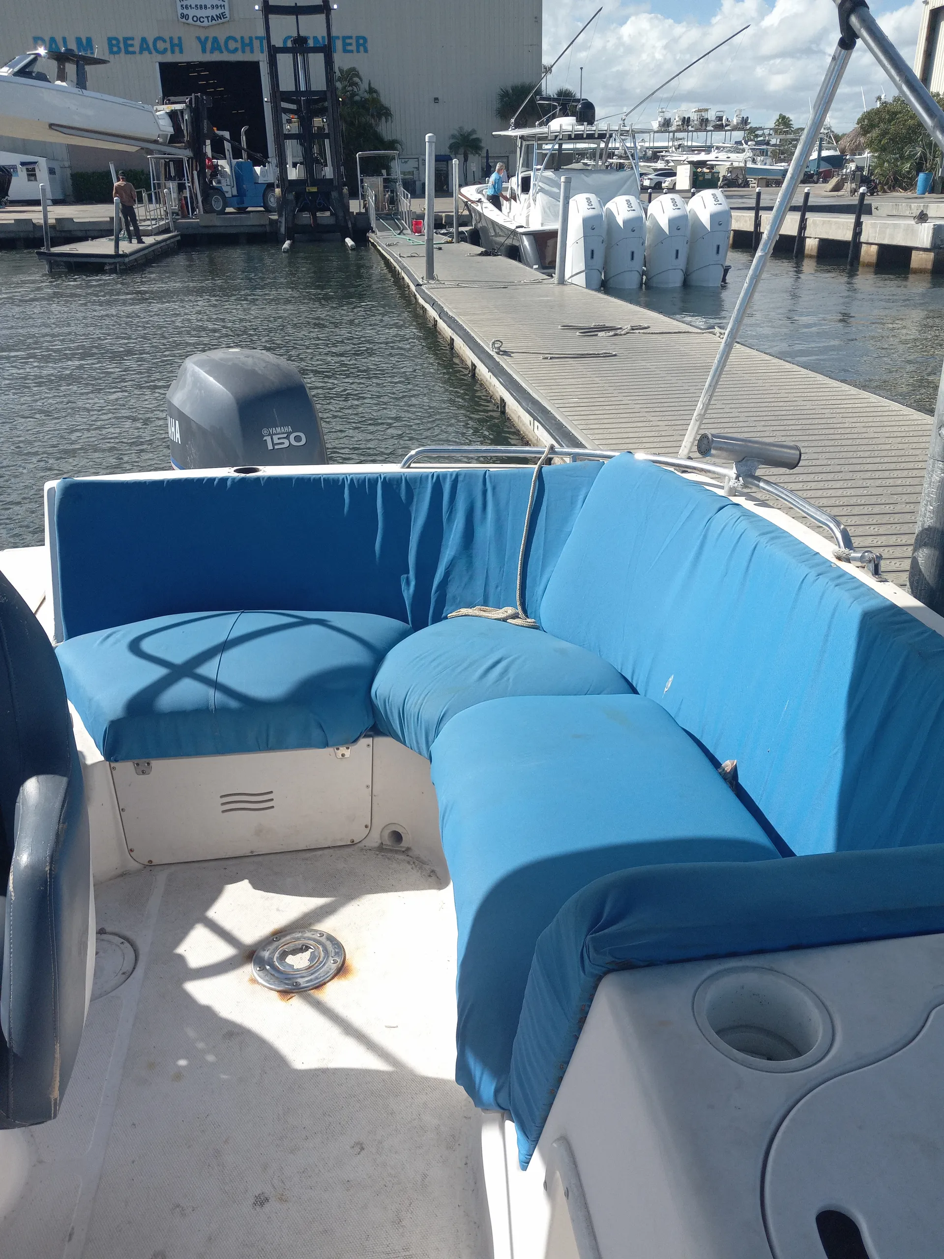 Hurricane Fun Deck GS 202 in Lantana, FL — photo 2
