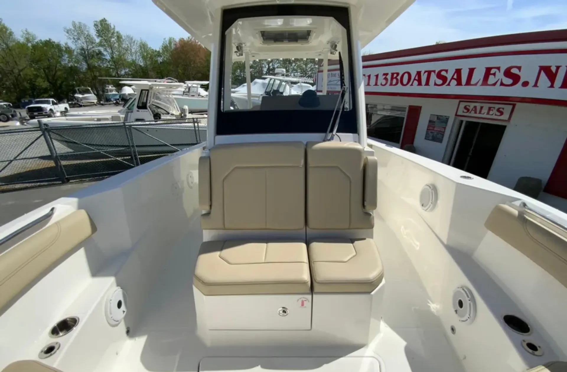 PURSUIT S288 SPORT W/2-F300HP in Hull, MA — photo 6