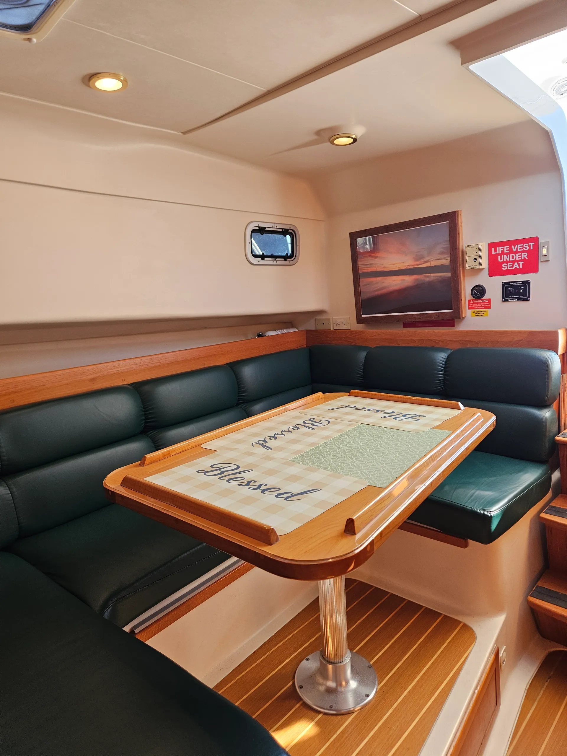 Mainship 34 Pilot 34 in Berkeley, CA — photo 3