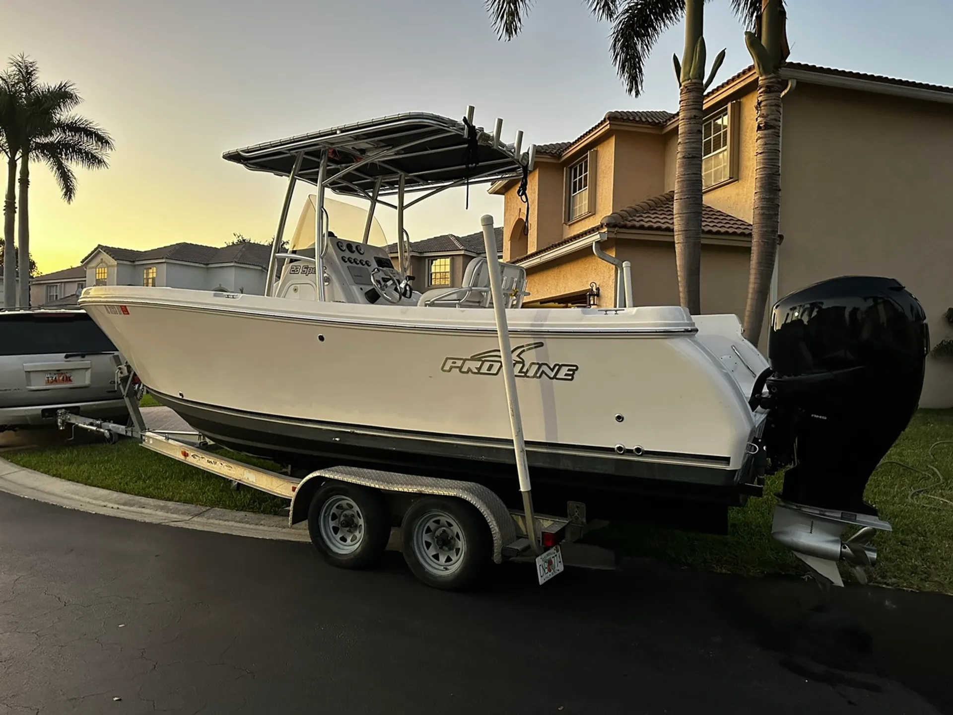 PRO-LINE BOATS 23 SPORT T-TOP in North Palm Beach, FL — photo 3