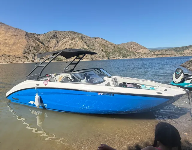 Rent a YAMAHA ski and wakeboard in Santa Ana, CA near me