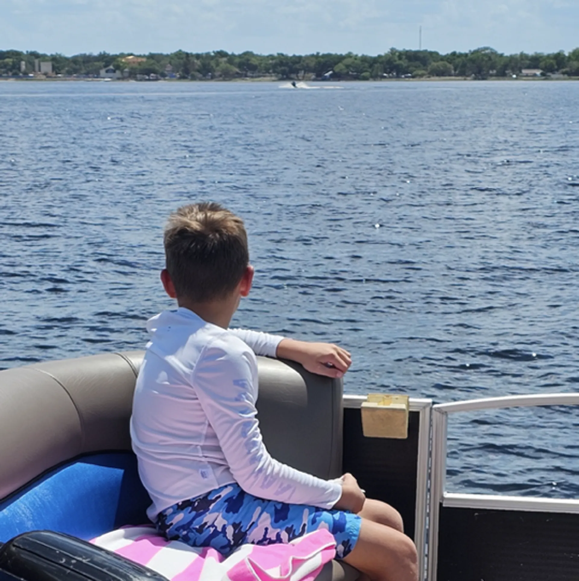 Clermont FL Chain of Lakes 24ft pontoon boat that fits 13 passengers!