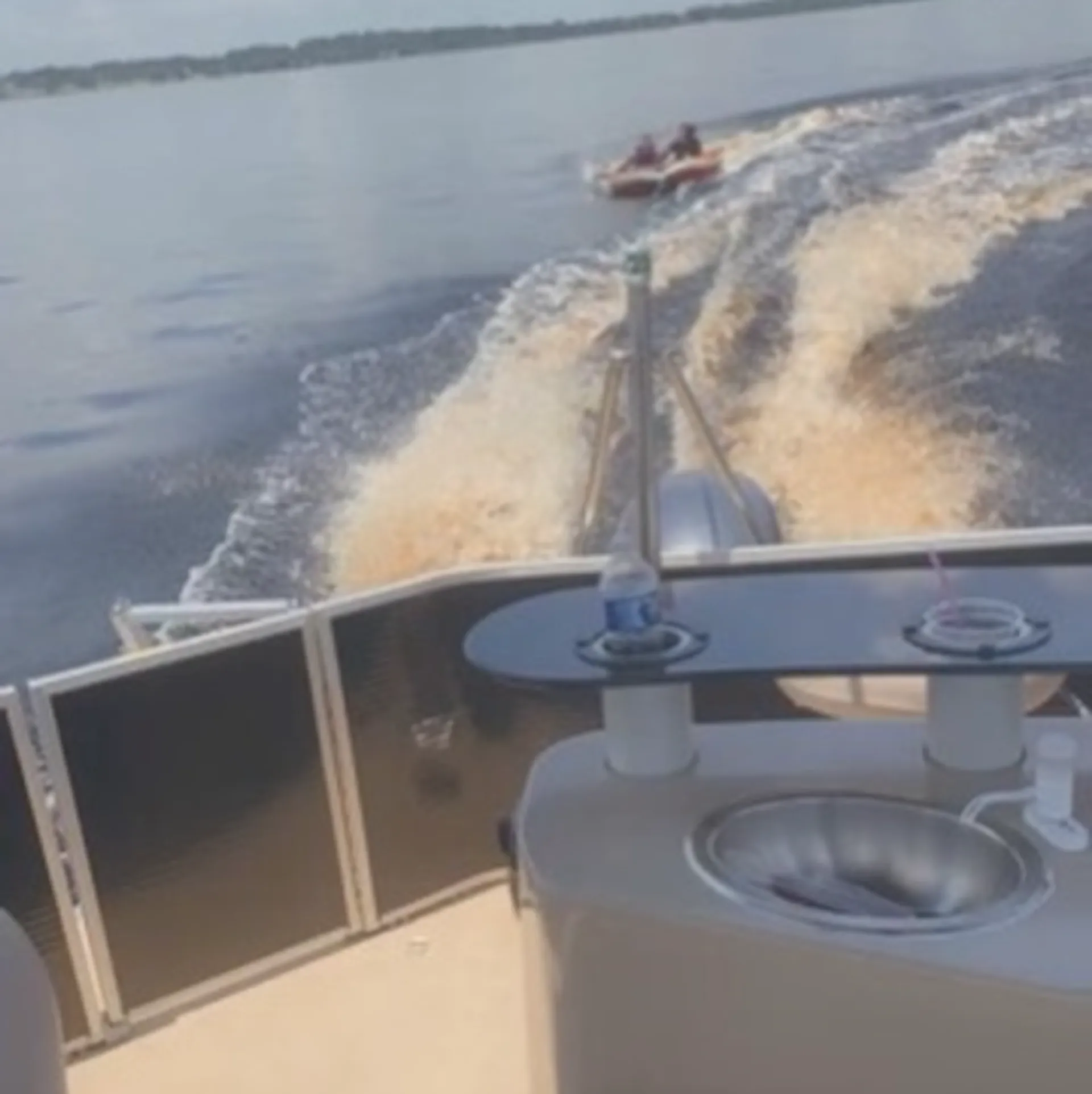 Clermont FL Chain of Lakes 24ft pontoon boat that fits 13 passengers!