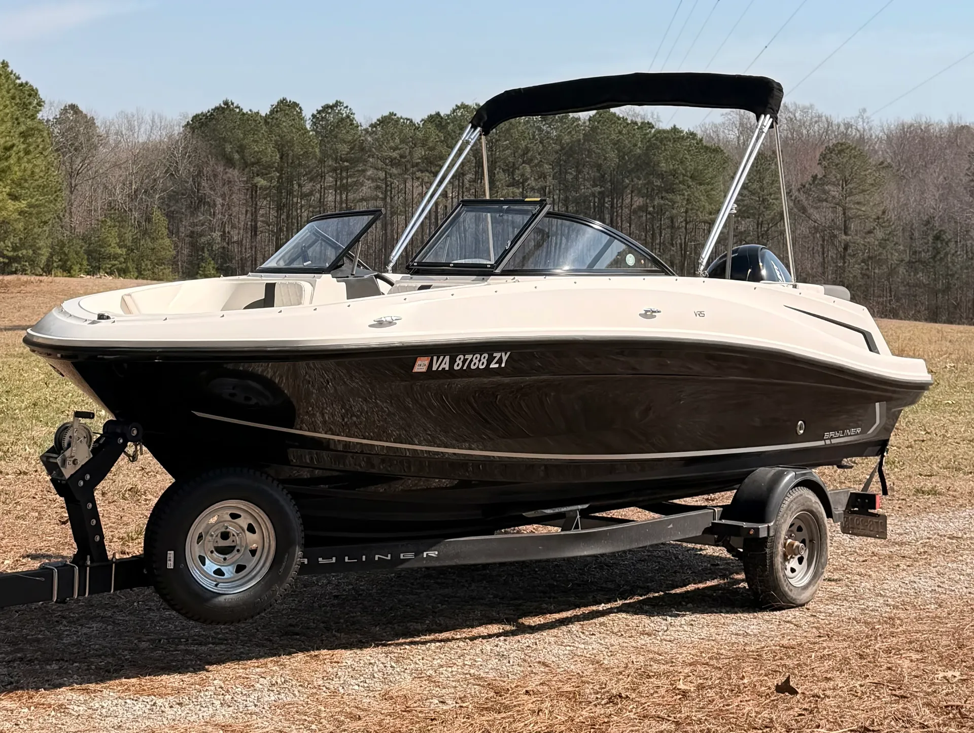 BAYLINER VR5 BOWRIDER OB in Virginia Beach, VA