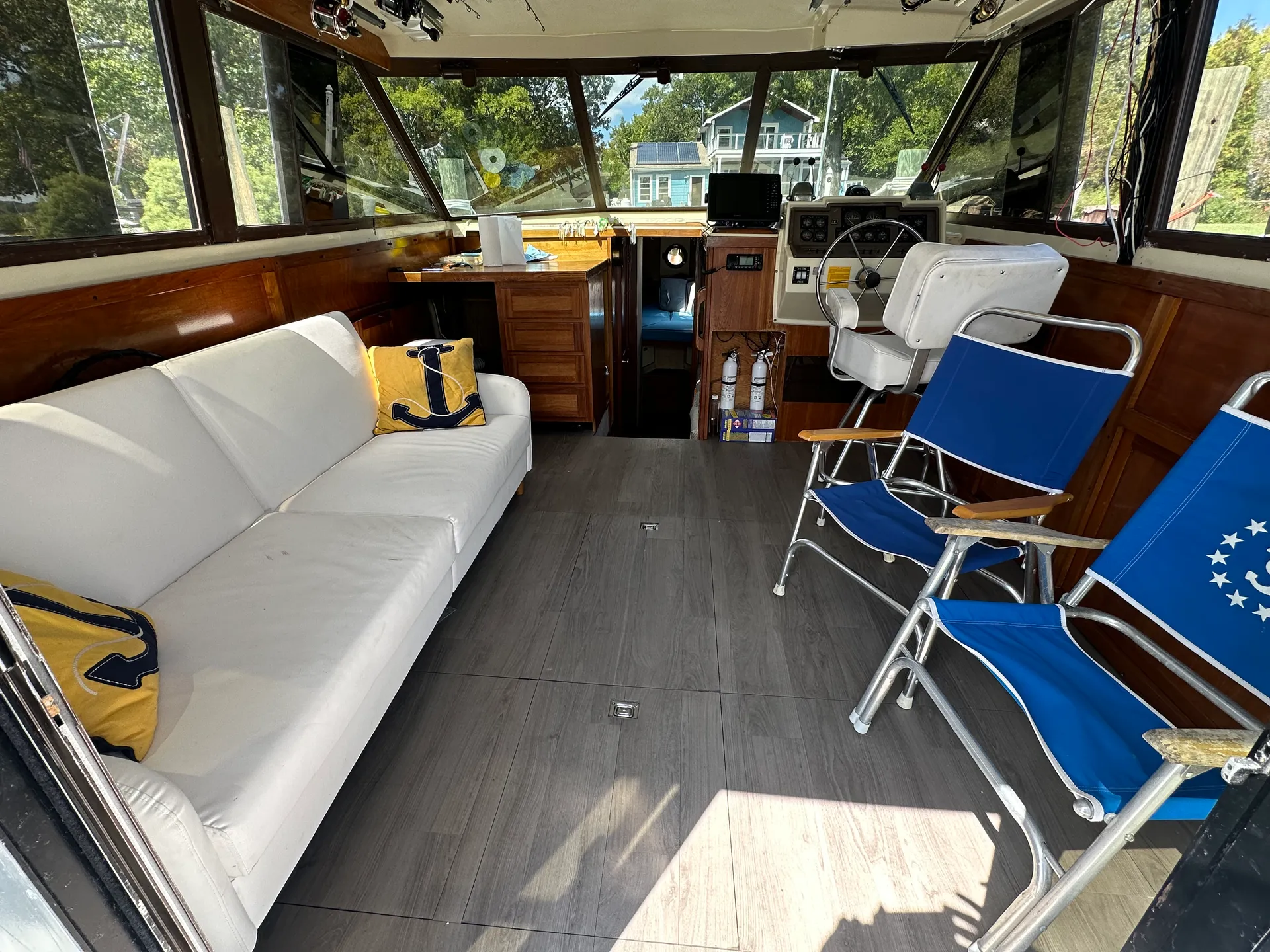 TROJAN YACHTS F-36 CONVERTIBLE in Shady Side, MD — photo 4