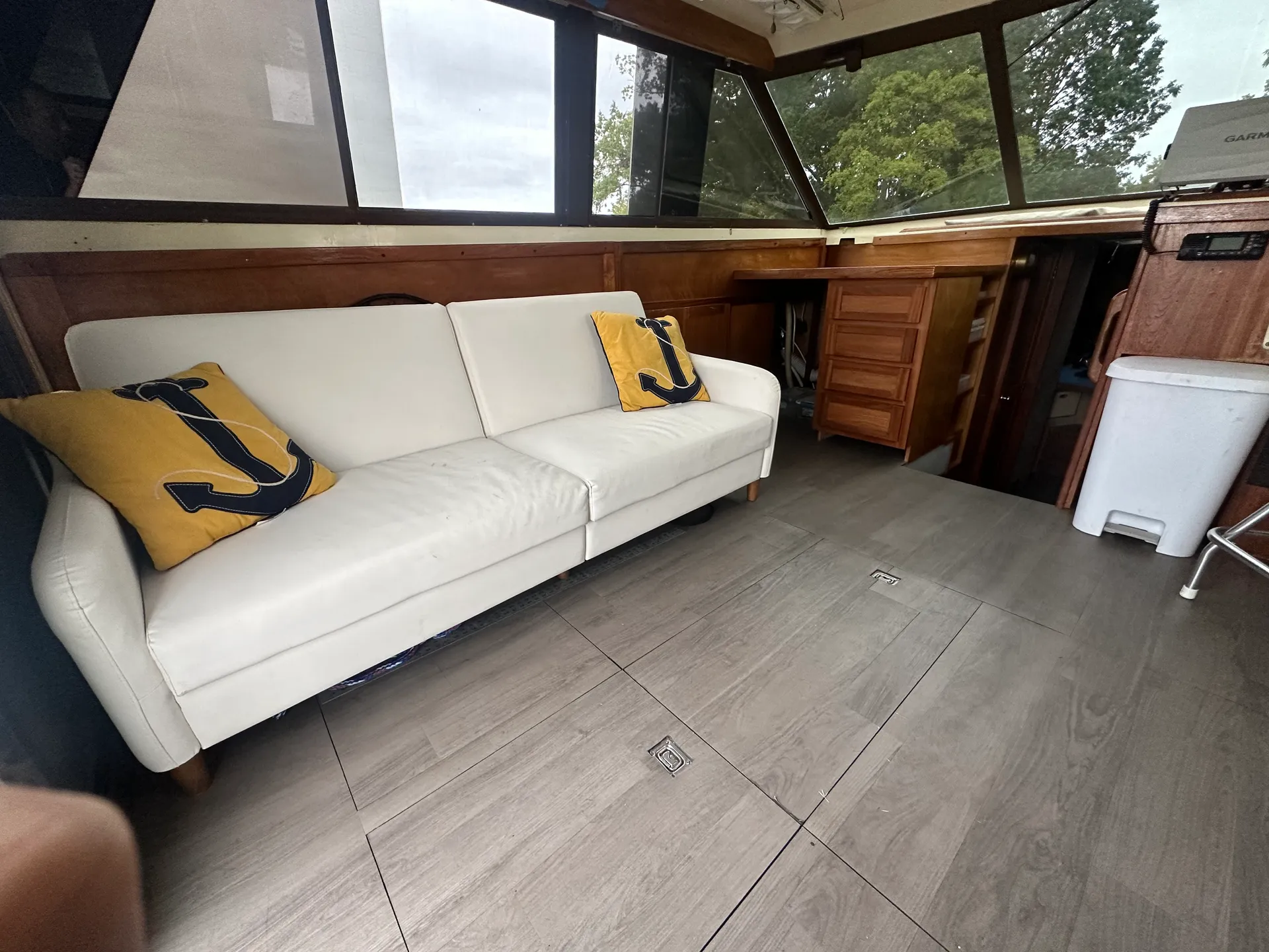 TROJAN YACHTS F-36 CONVERTIBLE in Shady Side, MD — photo 7