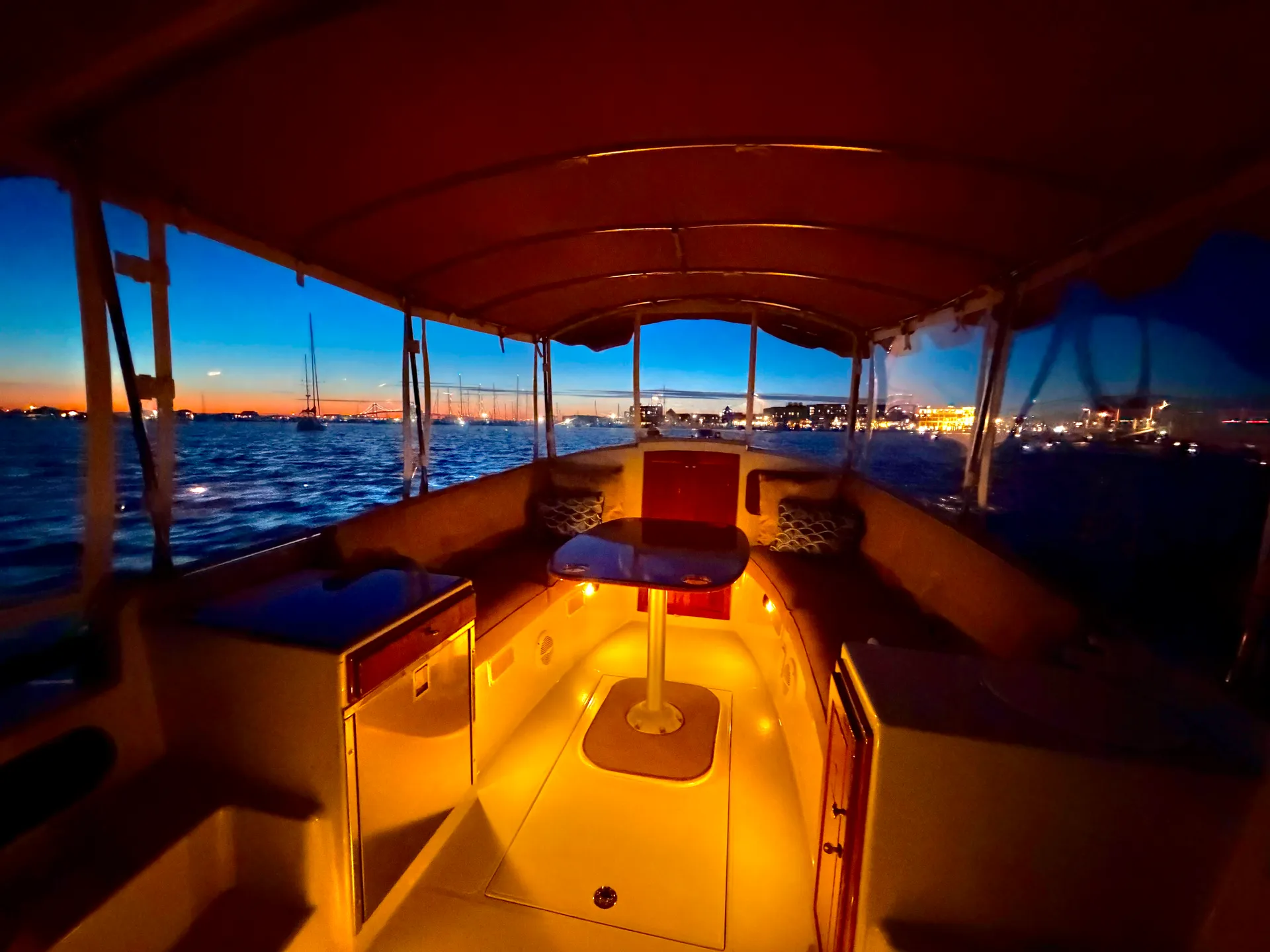 DUFFY ELECTRIC BOATS 22 CUDDY CENTER GALLERY in Newport, RI — photo 3