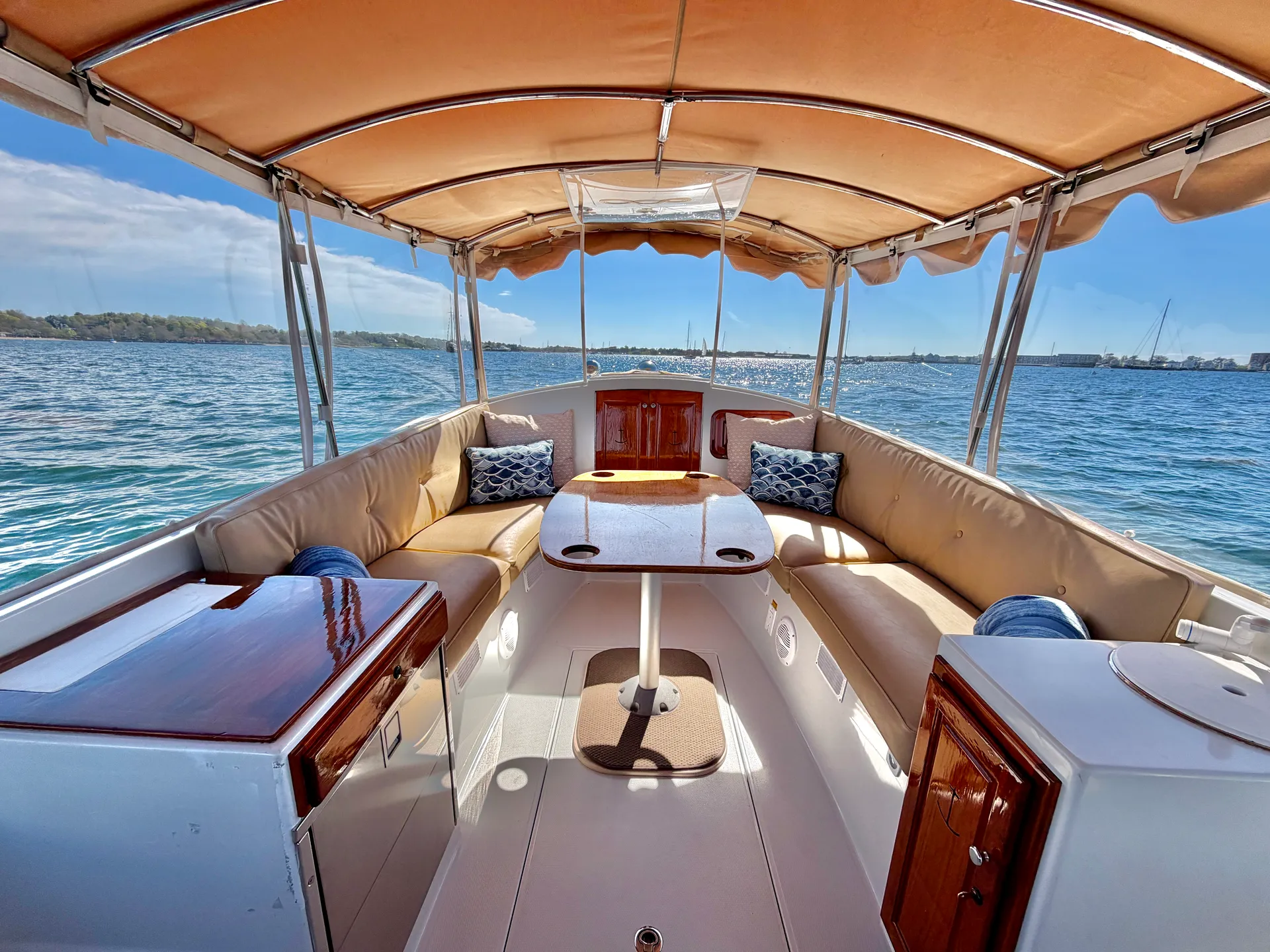 DUFFY ELECTRIC BOATS 22 CUDDY CENTER GALLERY in Newport, RI — photo 6