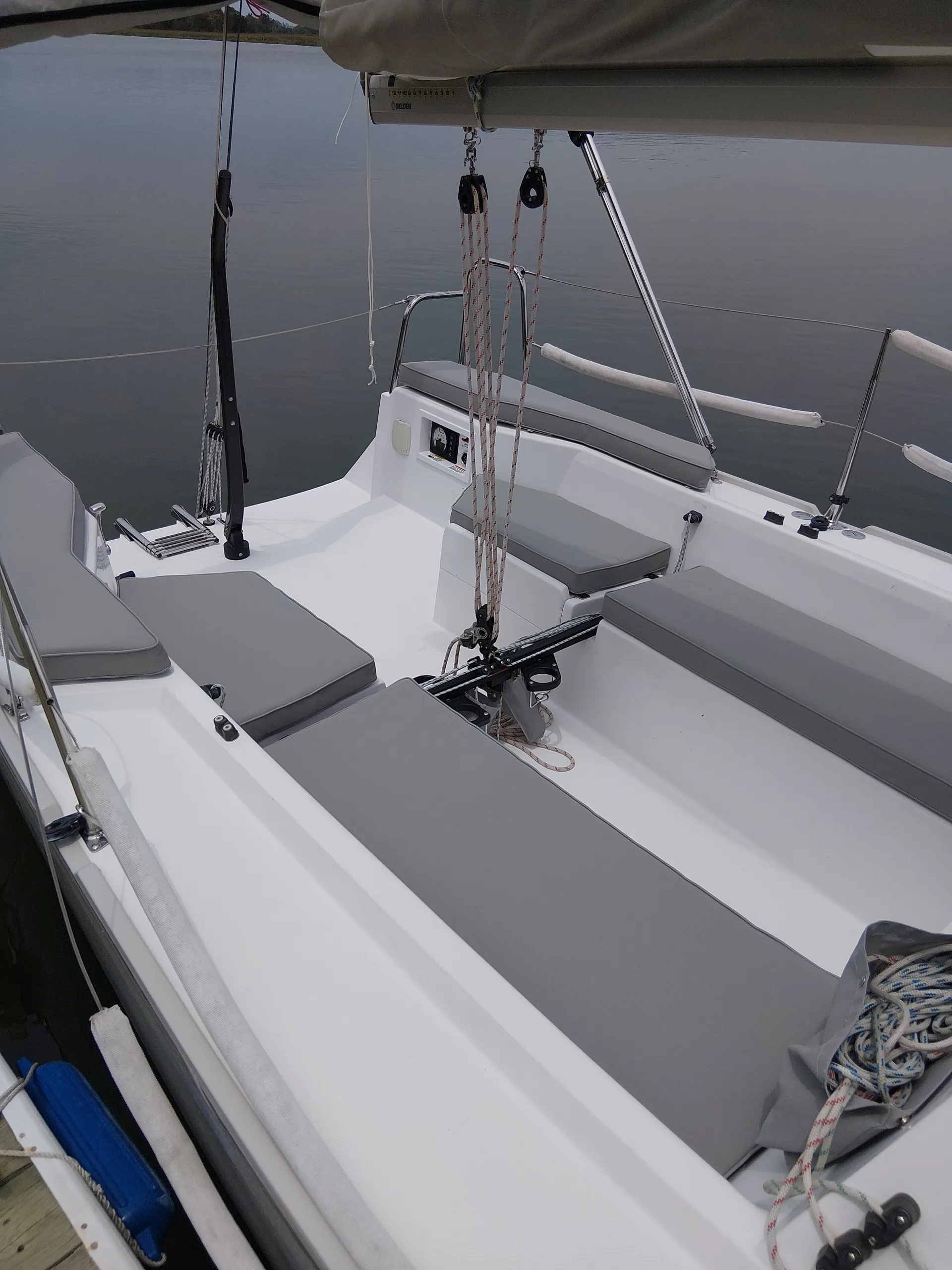 CATALINA 275 SPORT in Saint Helena Island, SC — photo 8