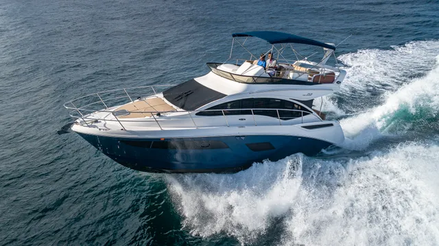 Rent a Sea Ray Boats motor yacht in North Palm Beach, FL near me