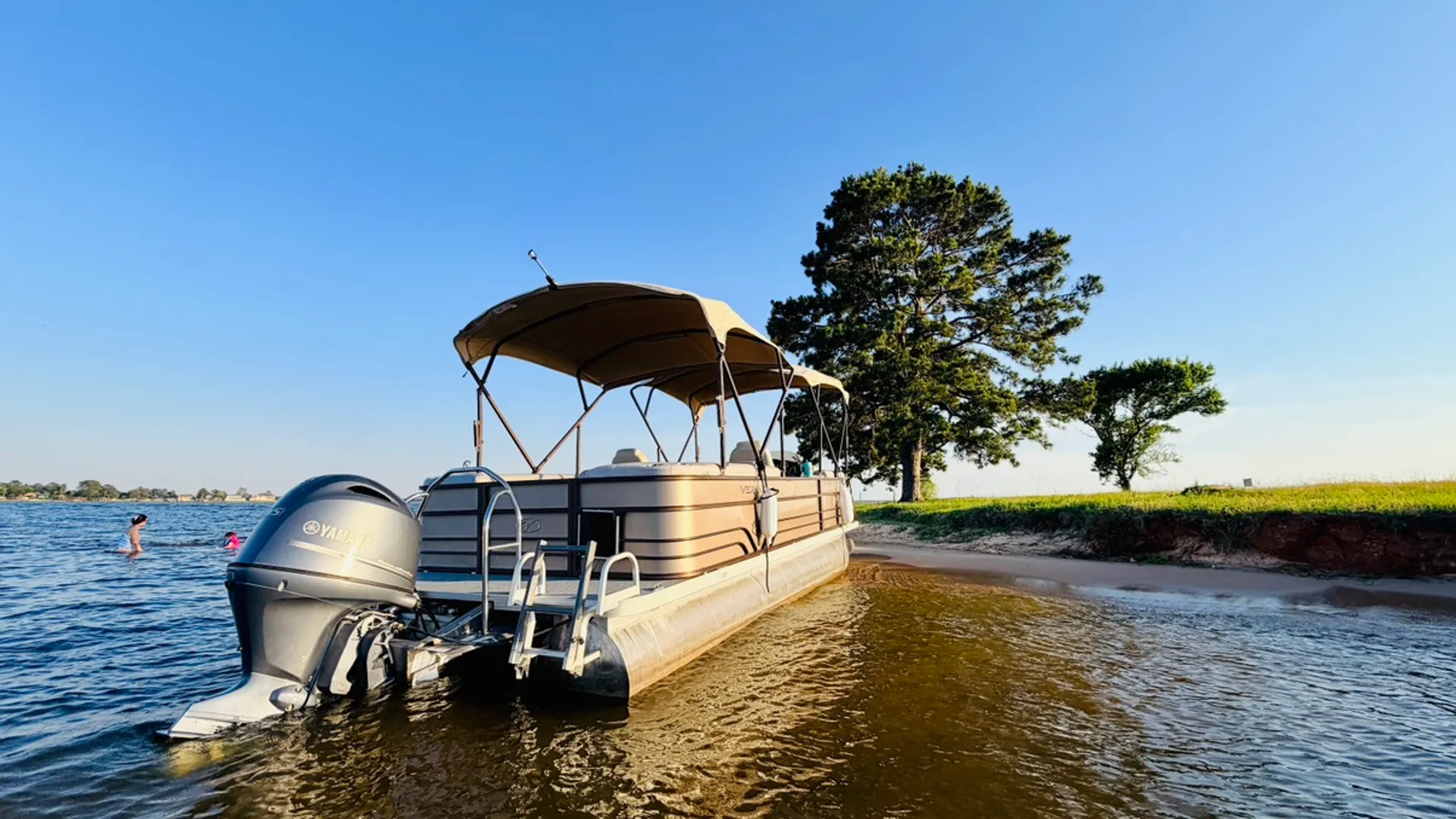 Luxury Lake Conroe Pontoon • Tubing and Family Fun