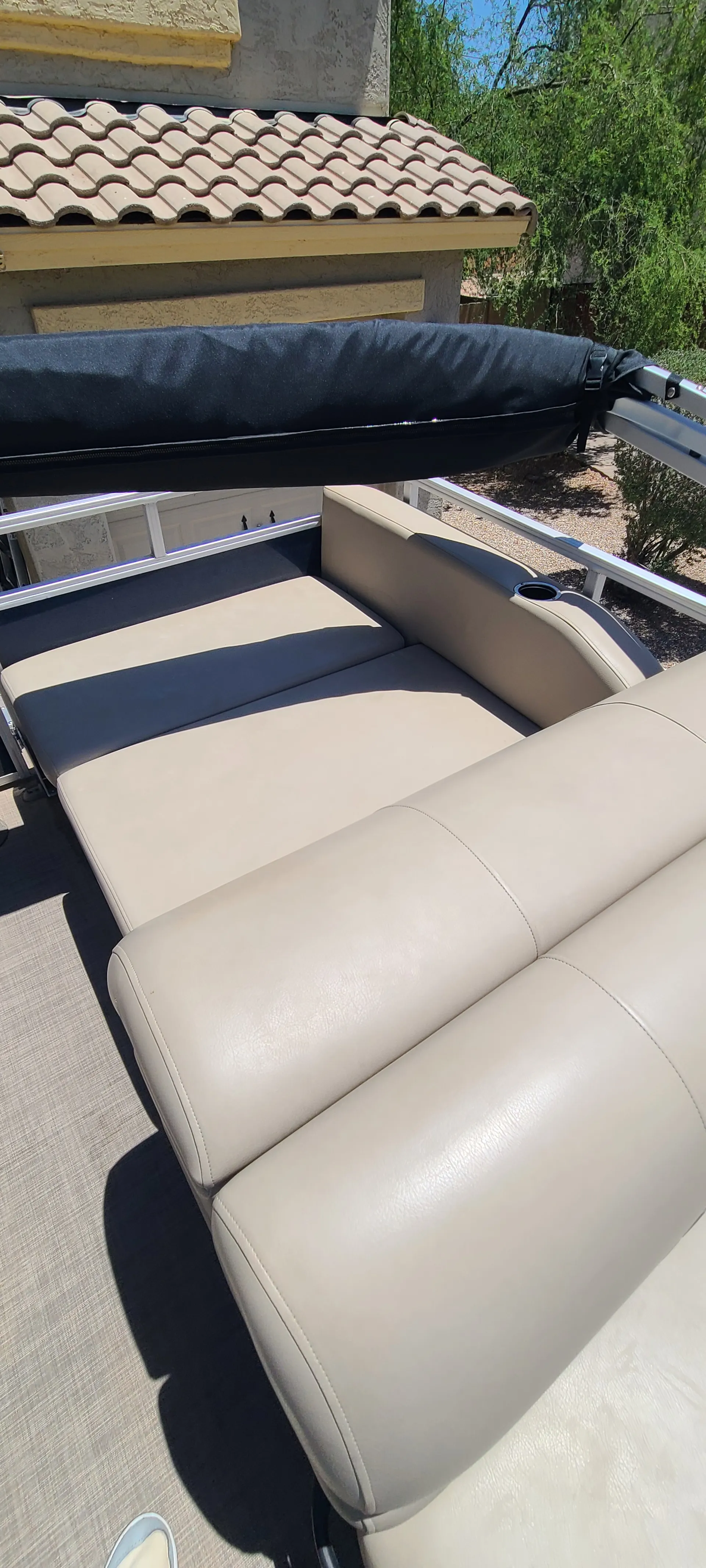 SUN TRACKER PARTY BARGE 22 DLX in Queen Creek, AZ — photo 6