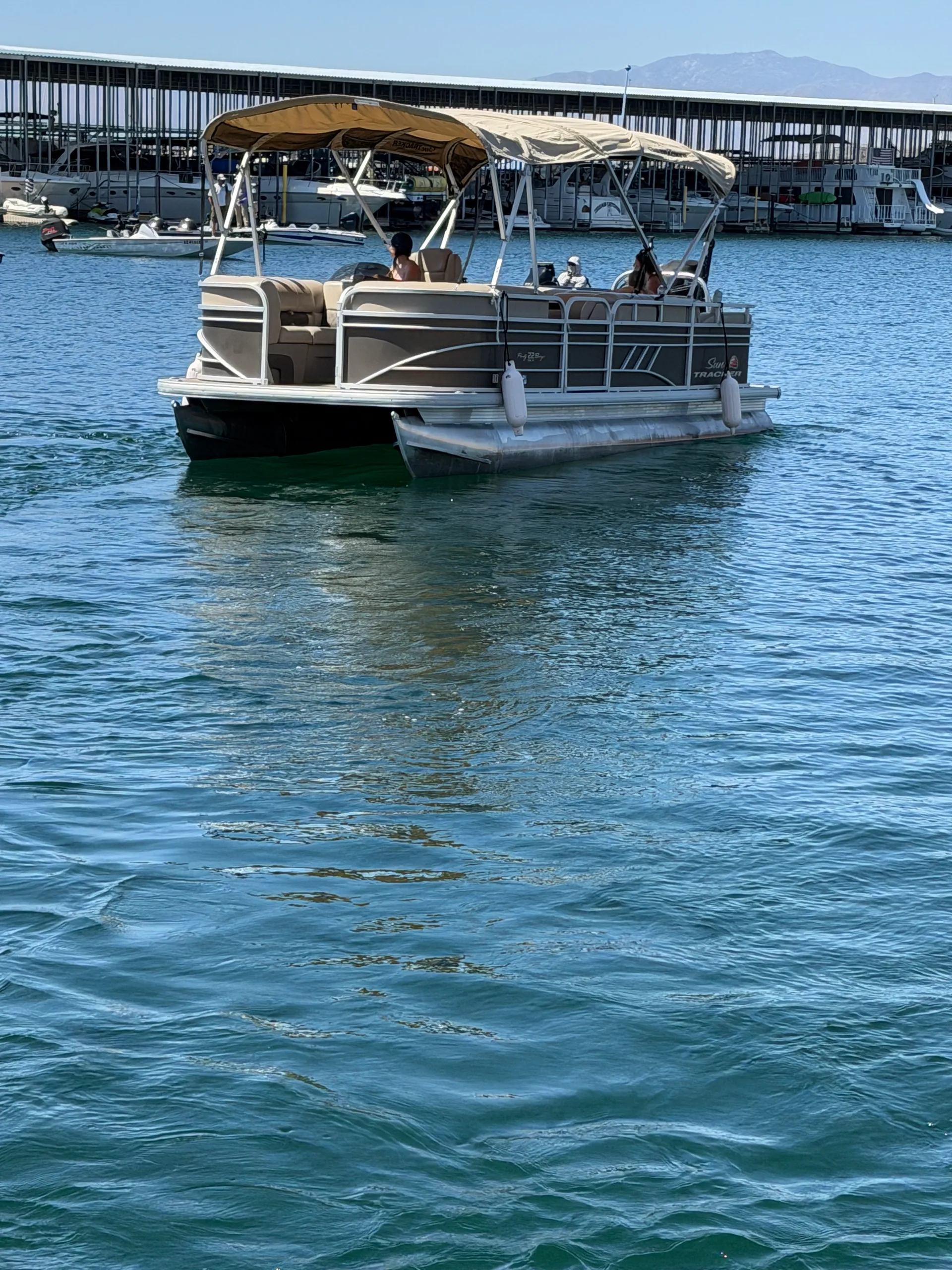 SUN TRACKER PARTY BARGE 22 DLX in Morristown, AZ — photo 2