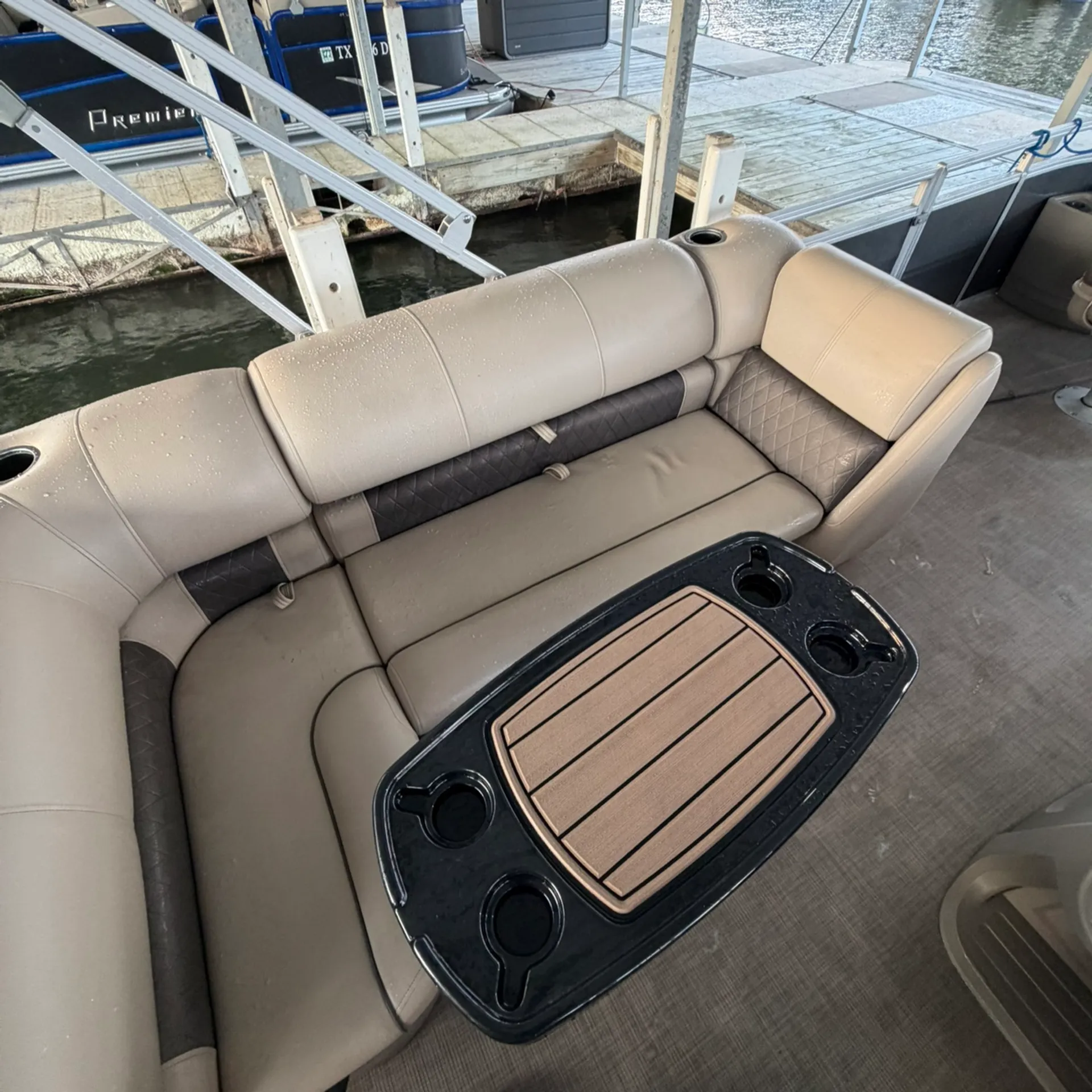 SUN TRACKER FISHIN' BARGE 20 DLX in Montgomery, TX — photo 4