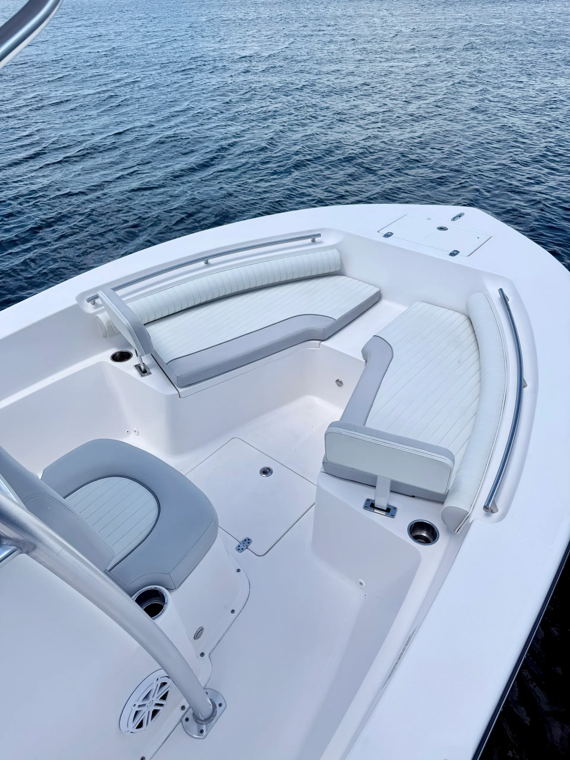 SEA BORN BOATS LX22 CC LE HARDTOP in Key Largo, FL — photo 5