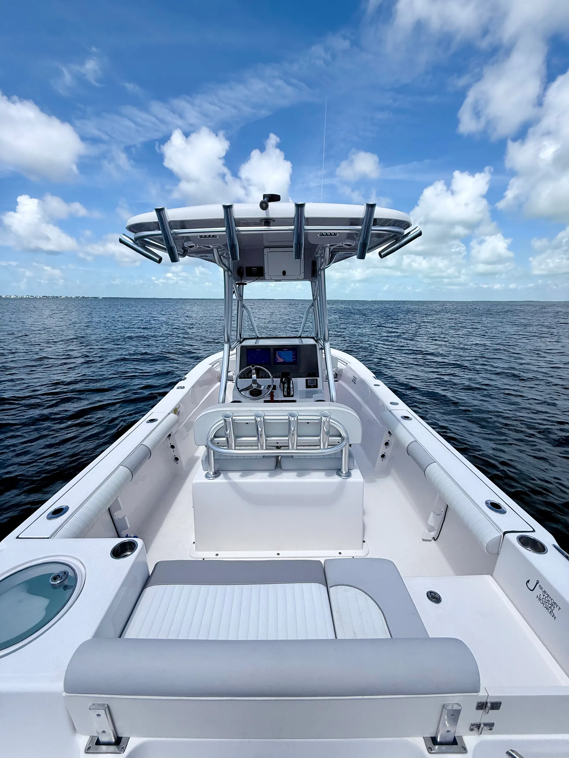 SEA BORN BOATS LX22 CC LE HARDTOP in Key Largo, FL — photo 6