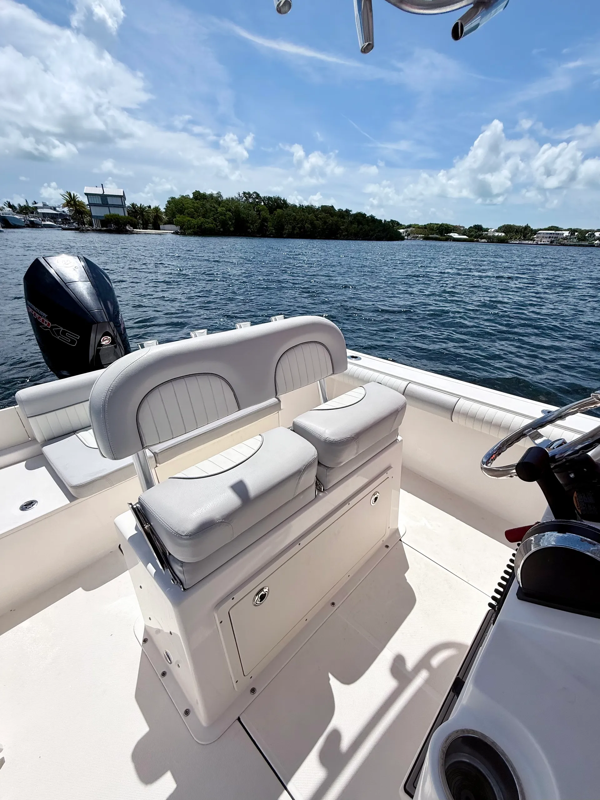 SEA BORN BOATS LX22 CC LE HARDTOP in Key Largo, FL — photo 7