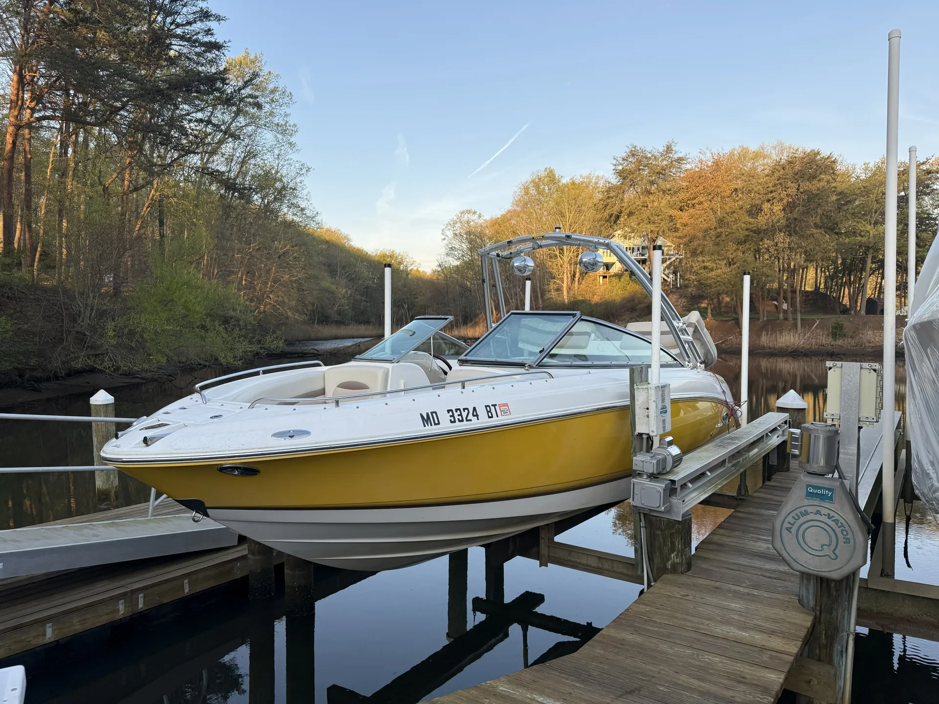 Chaparral Boats SSI236 in Annapolis, MD — photo 2