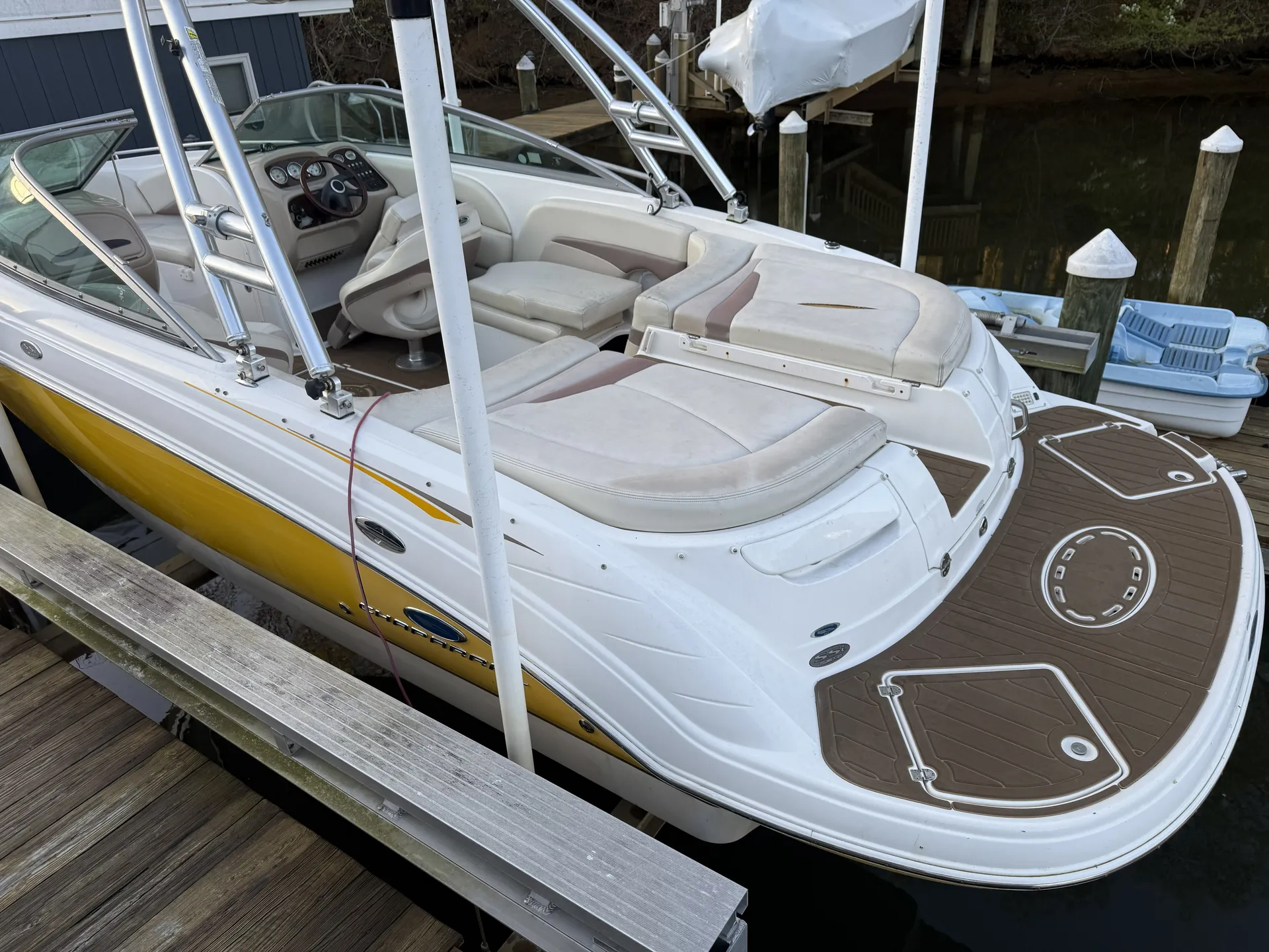 Chaparral Boats SSI236 in Annapolis, MD — photo 3