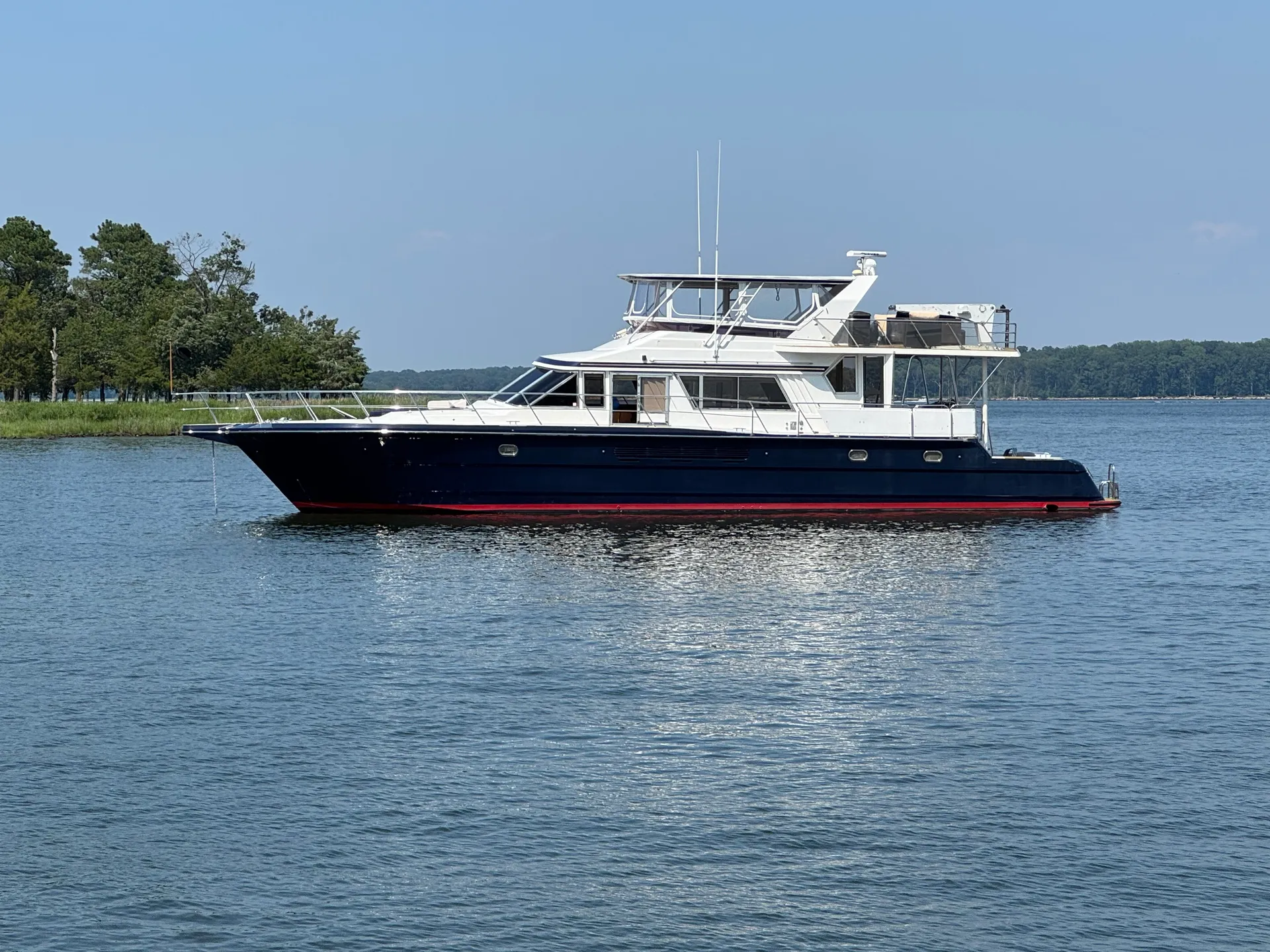 President Marine Int 71’ Motor Yacht in Lake Shore, MD