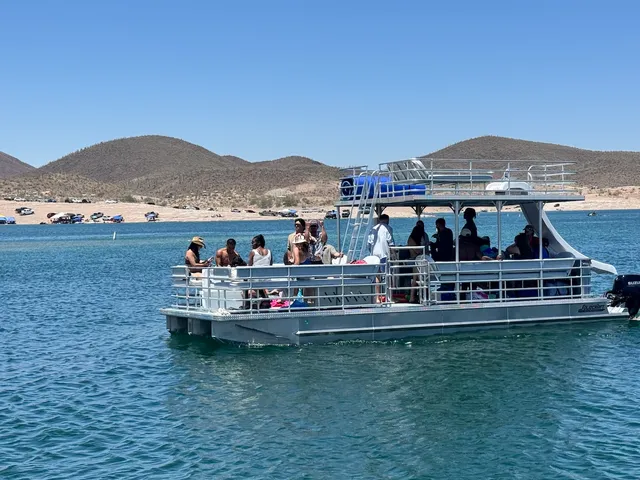 Rent a Solid Craft  pontoon in Morristown, AZ near me