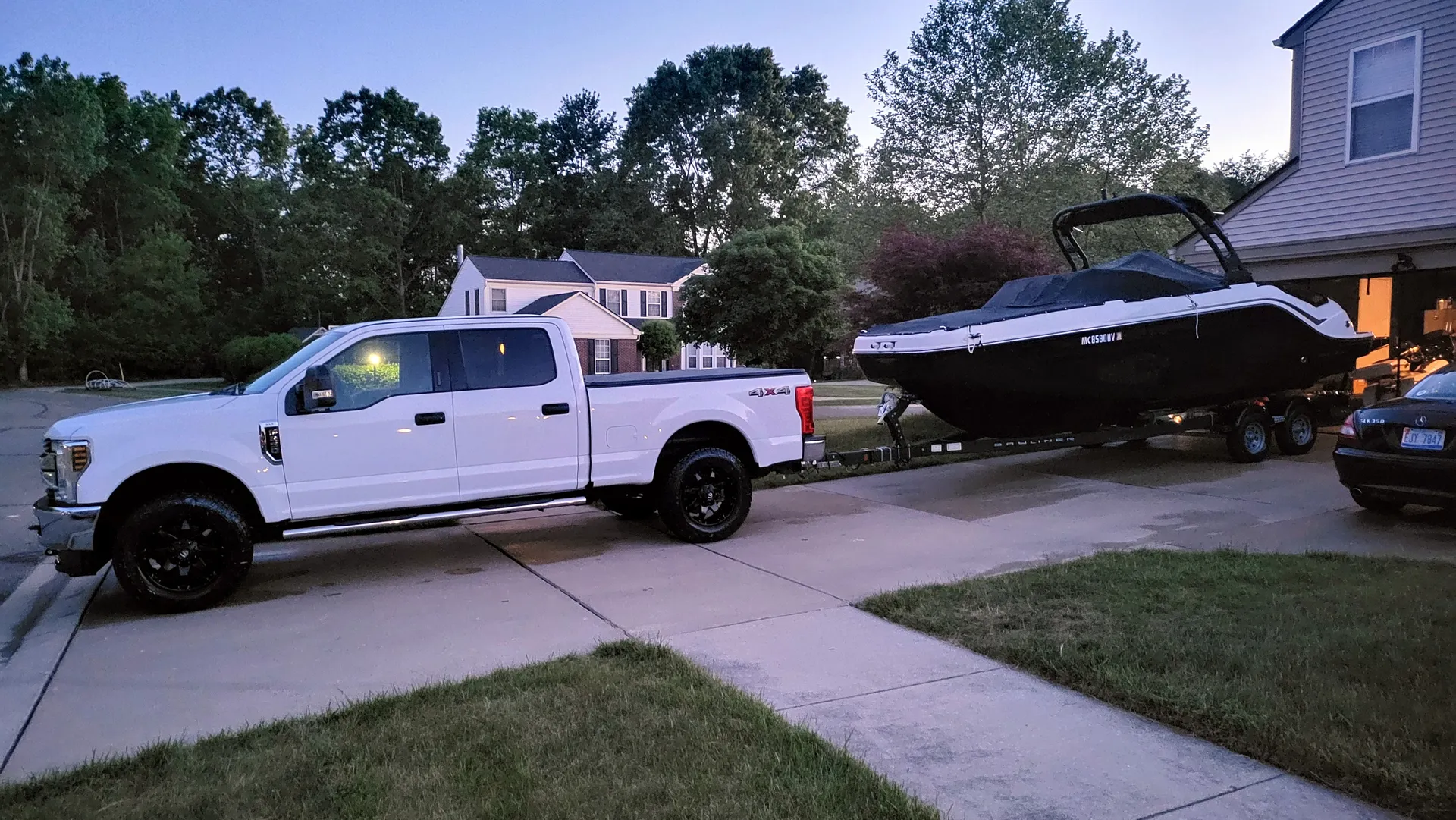 BAYLINER DX2250 in Van Buren Township, MI — photo 4