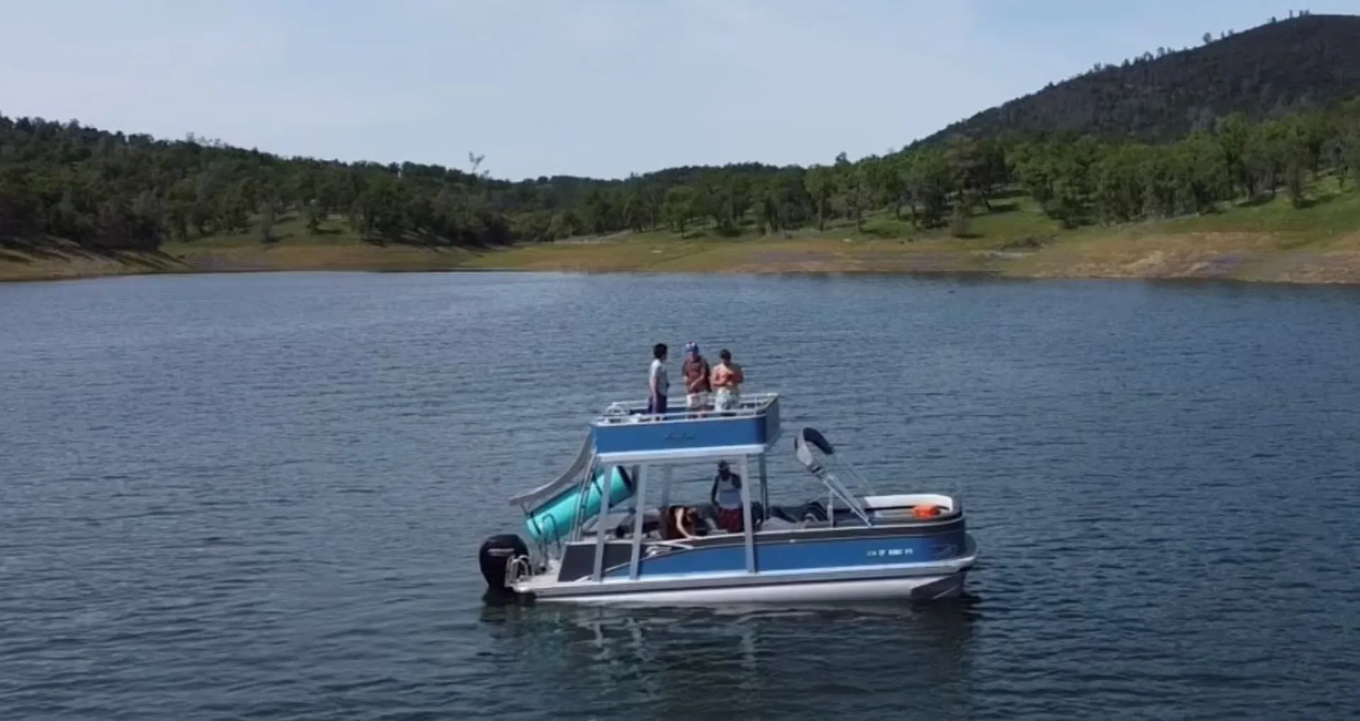 AVALON PONTOONS CATALINA CRUISE FUNSHIP 2585CRFS in El Dorado Hills, CA — photo 4