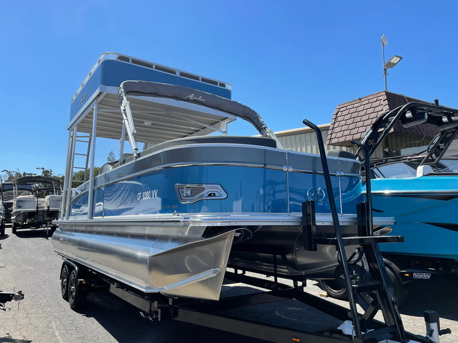 AVALON PONTOONS CATALINA CRUISE FUNSHIP 2585CRFS in El Dorado Hills, CA — photo 8